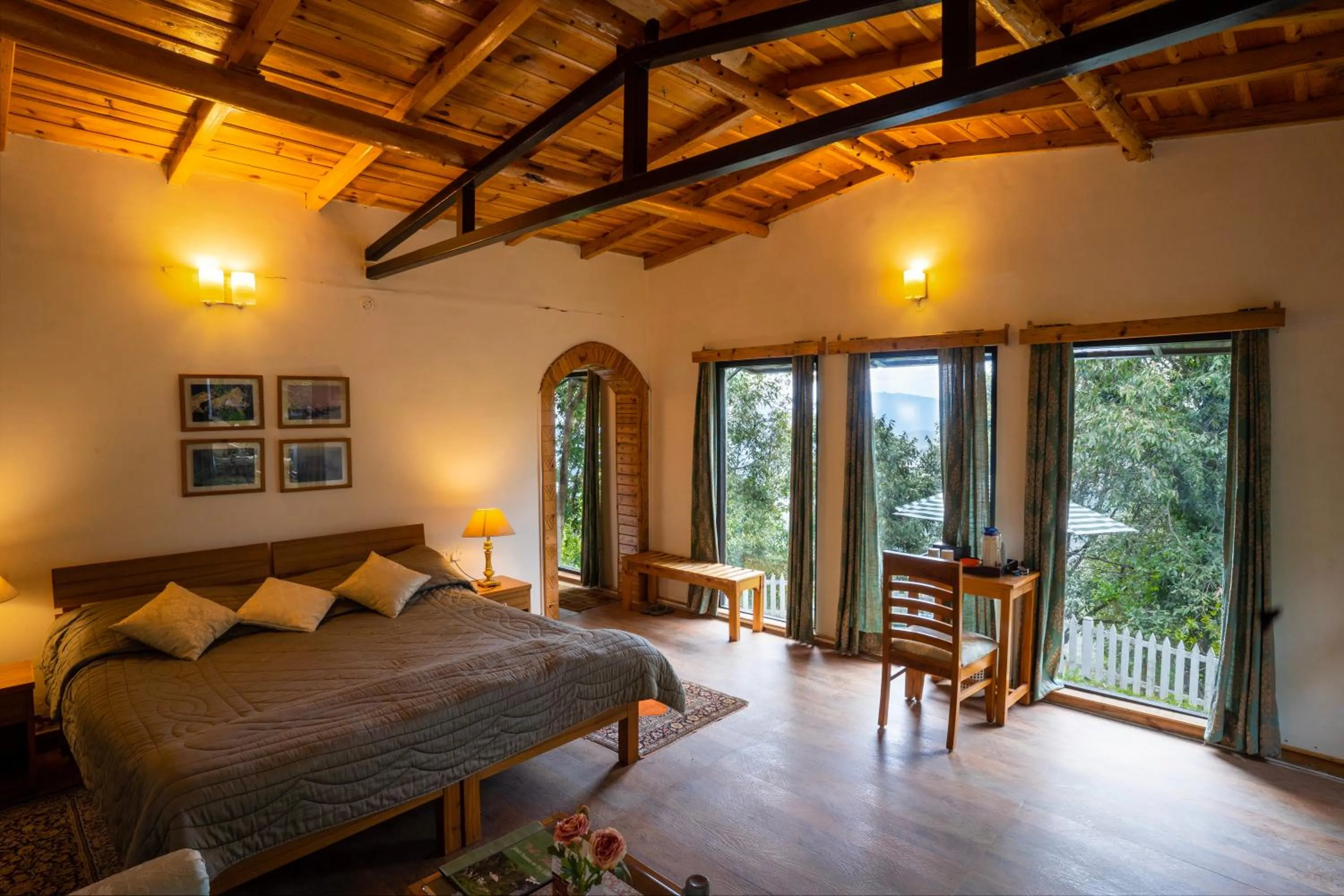 Photo of the whole room, Bed in Avenida Snowcap Retreat