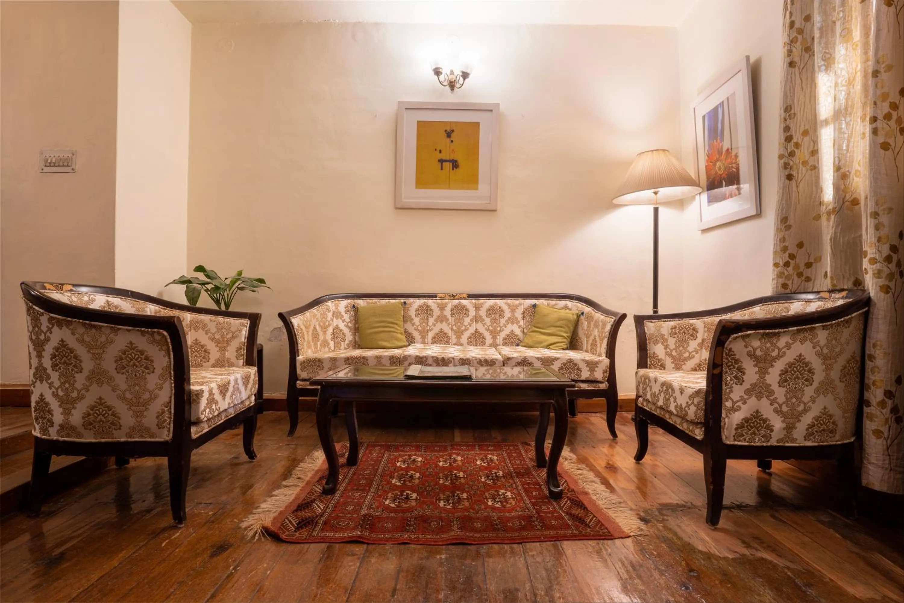 Living room in Avenida Snowcap Retreat