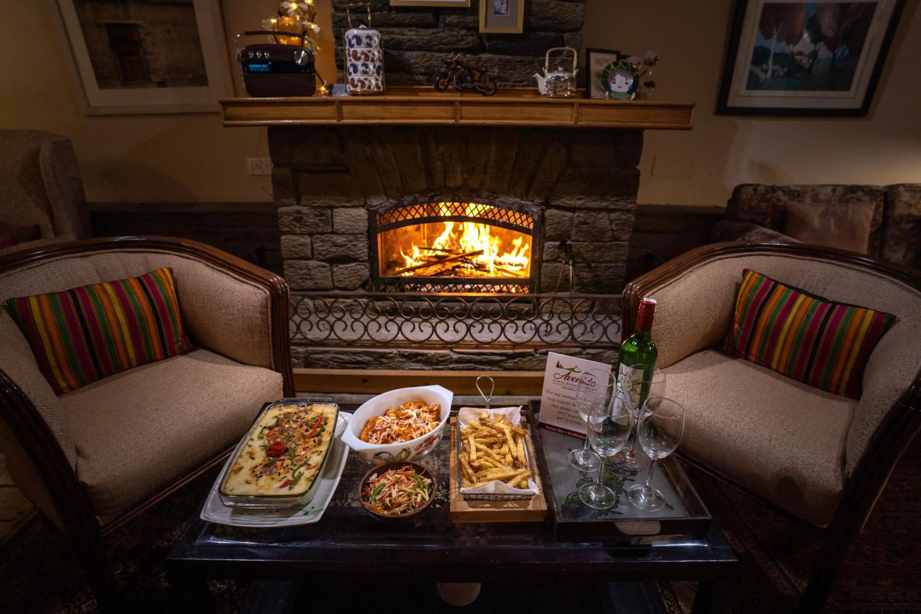 Restaurant/places to eat in Avenida Snowcap Retreat