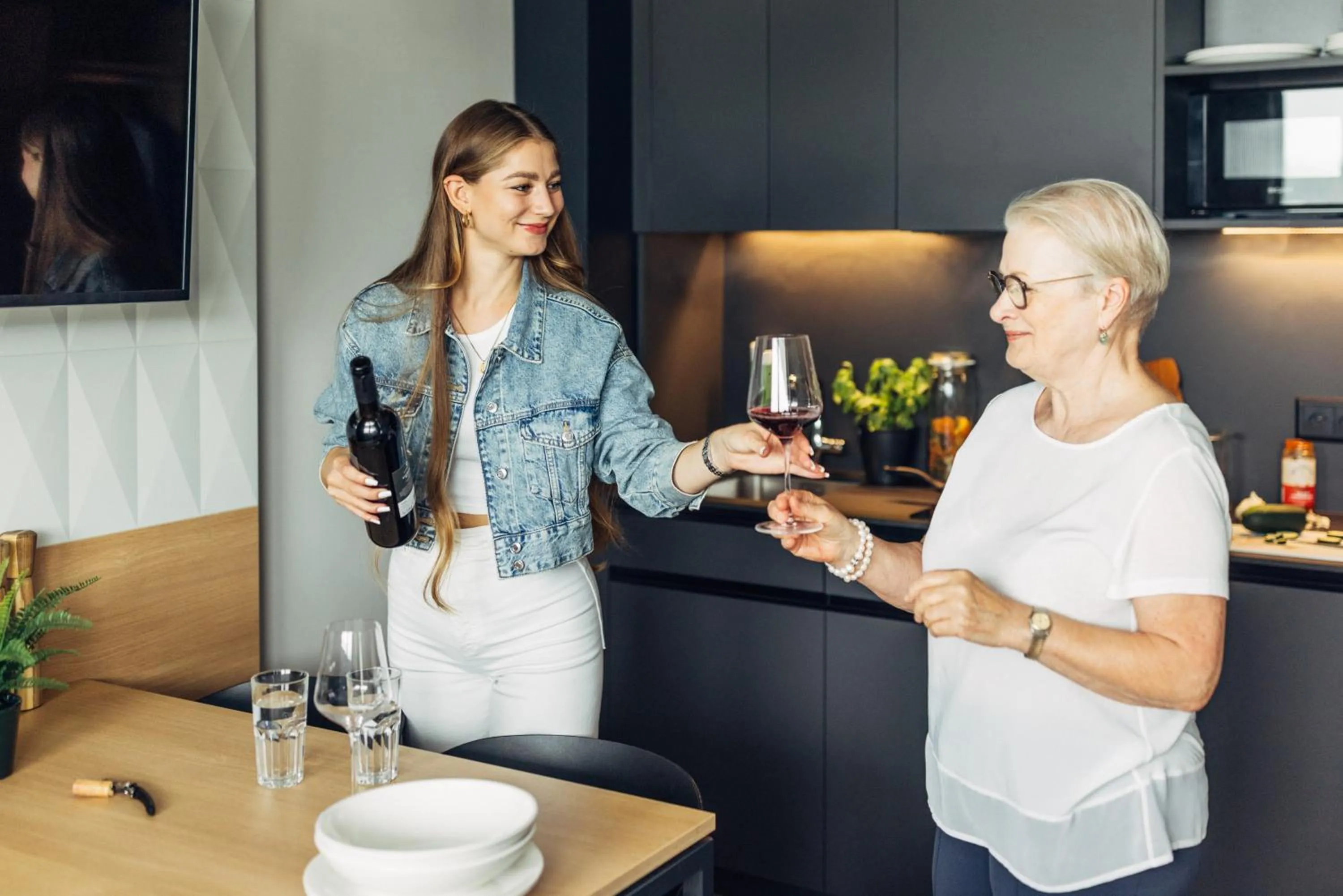 People in harry's home Zürich-Limmattal