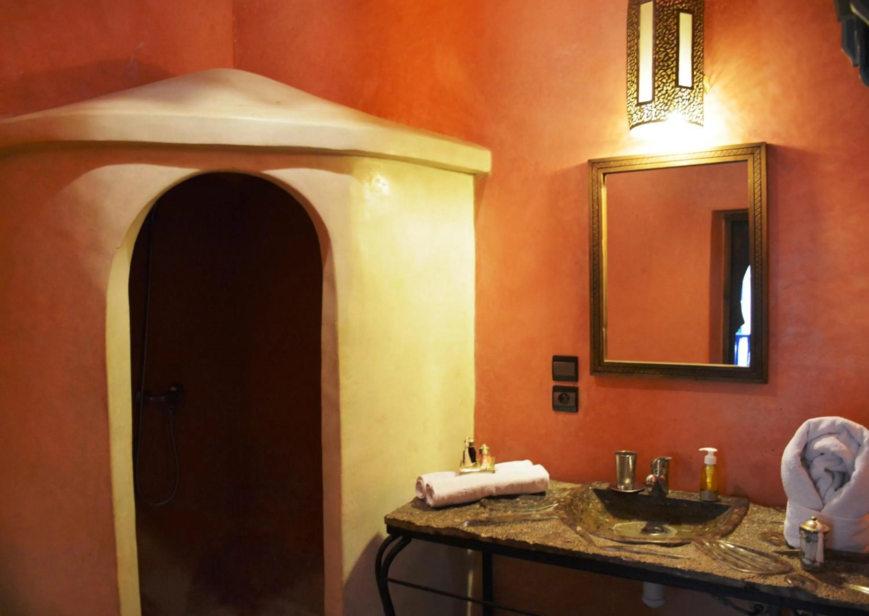 Bathroom in La Maison Du Vent