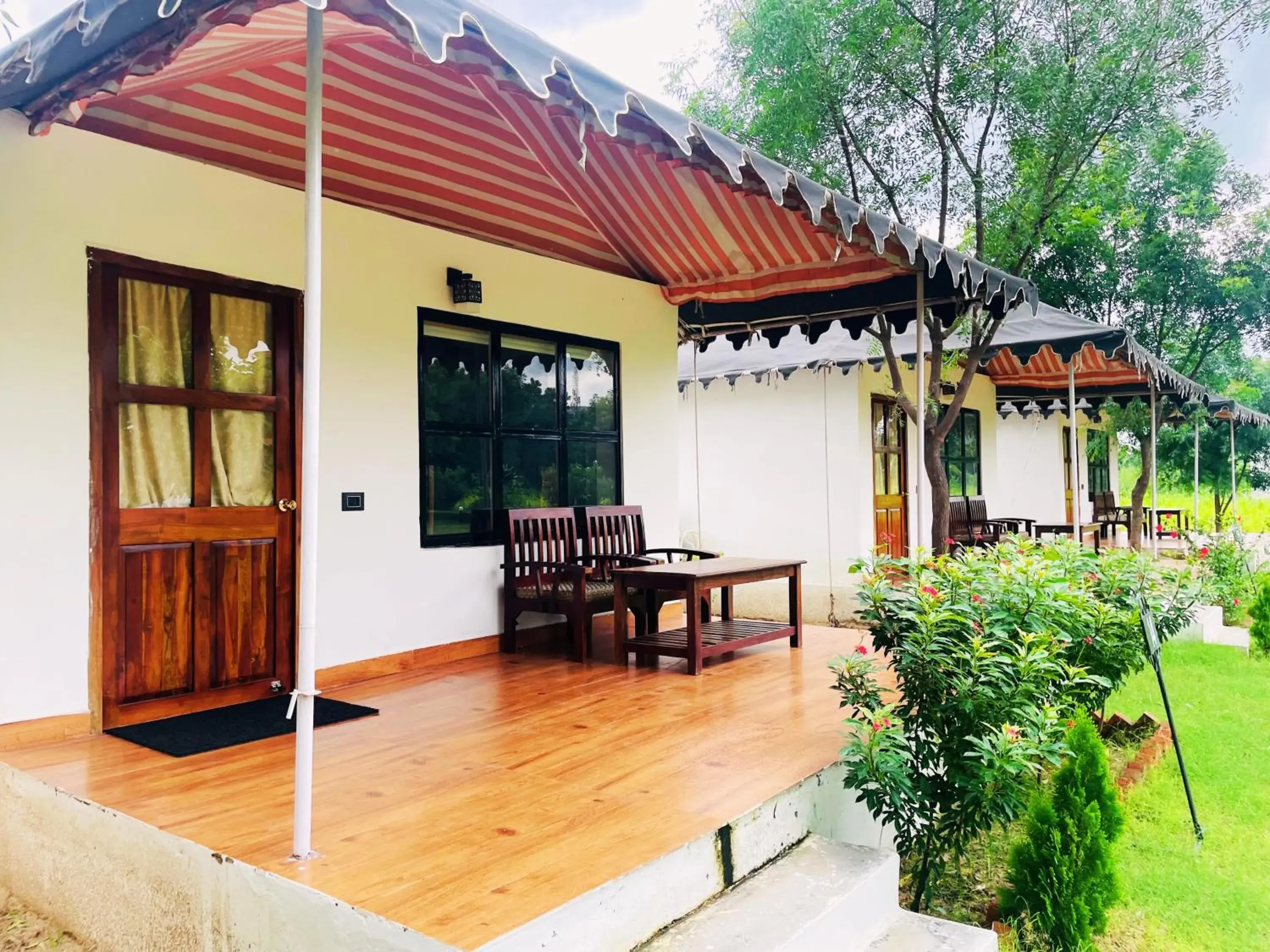 Restaurant/places to eat in Cattle Inn Resort - Luxury Cottages Pushkar Restaurant/places to eat in Cattle Inn Resort - Luxury Cottages Pushkar
