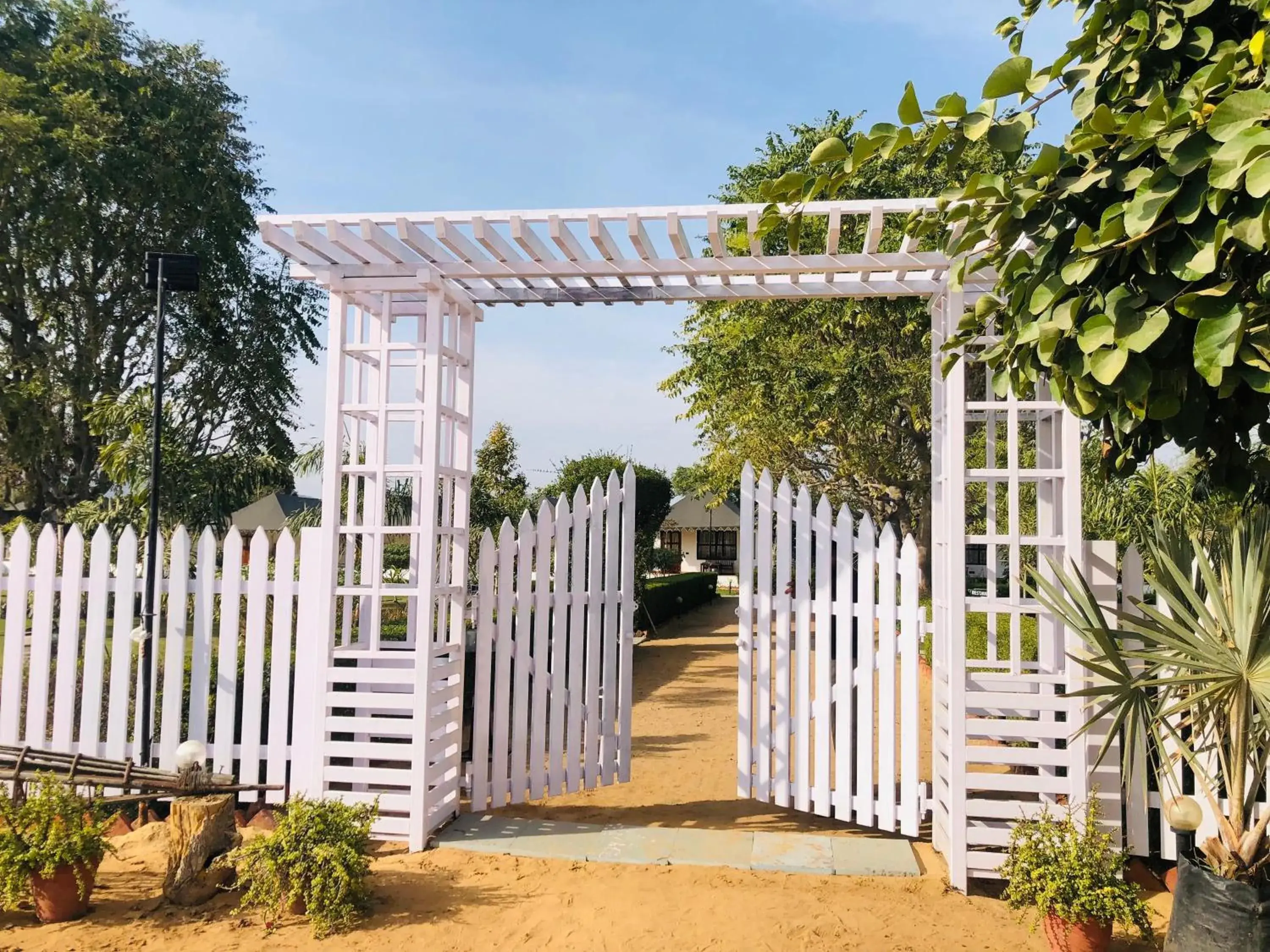 Facade/entrance in Cattle Inn Resort - Luxury Cottages Pushkar Facade/entrance in Cattle Inn Resort - Luxury Cottages Pushkar