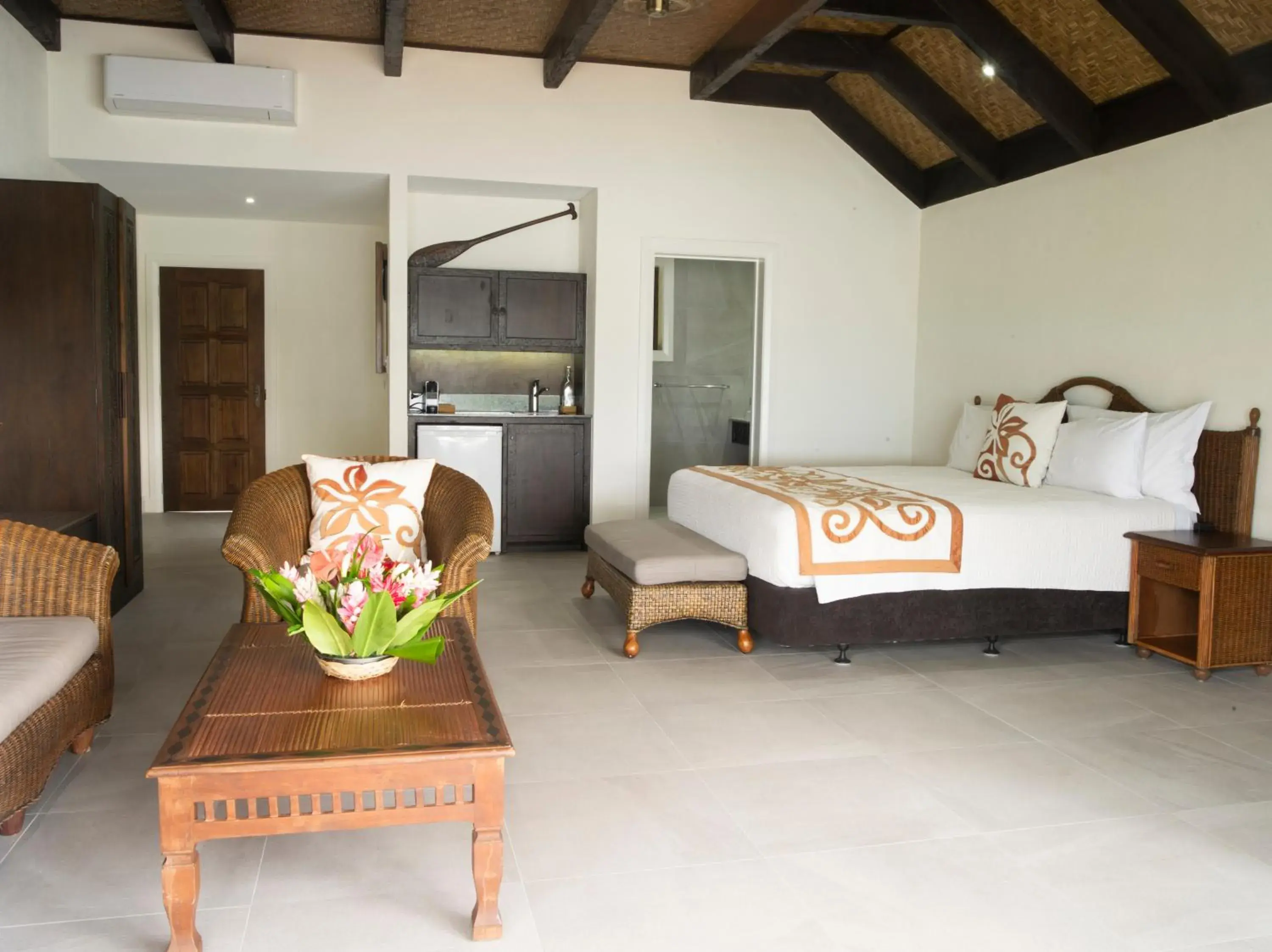 Photo of the whole room, Bed in Pacific Resort Rarotonga Photo of the whole room, Bed in Pacific Resort Rarotonga