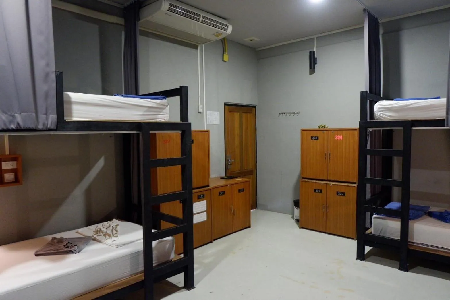 Bed in Leisure Hostel