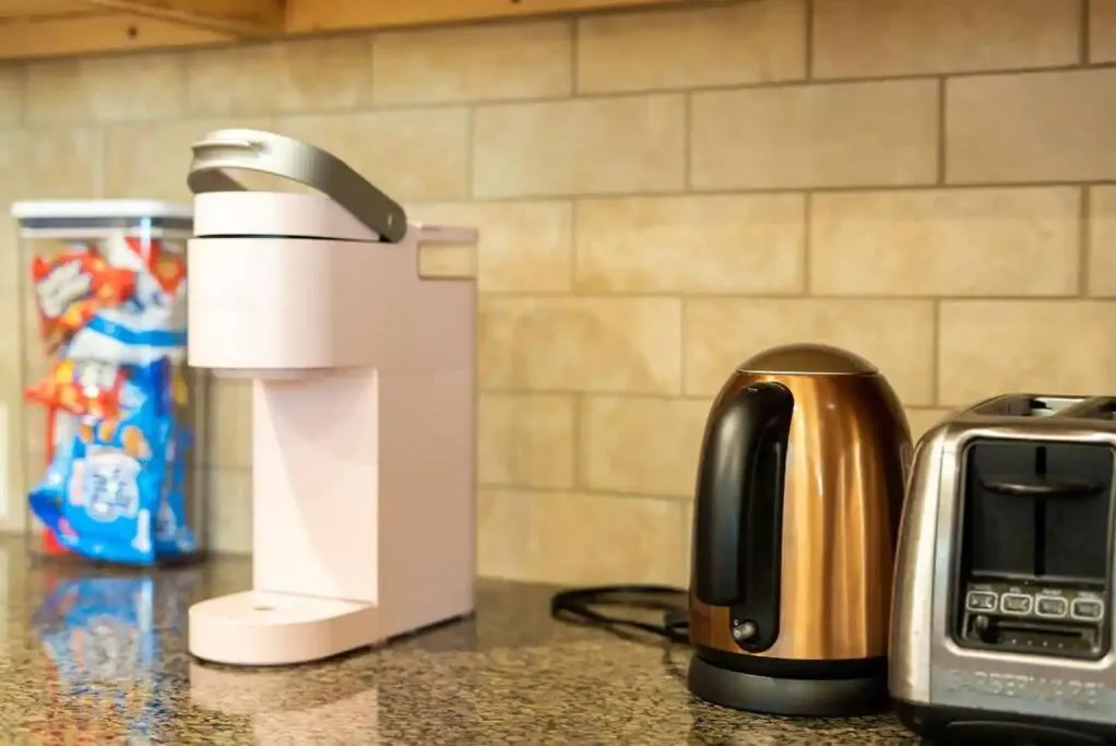 Bedroom with 3.5-Bathroom near Golf Course!