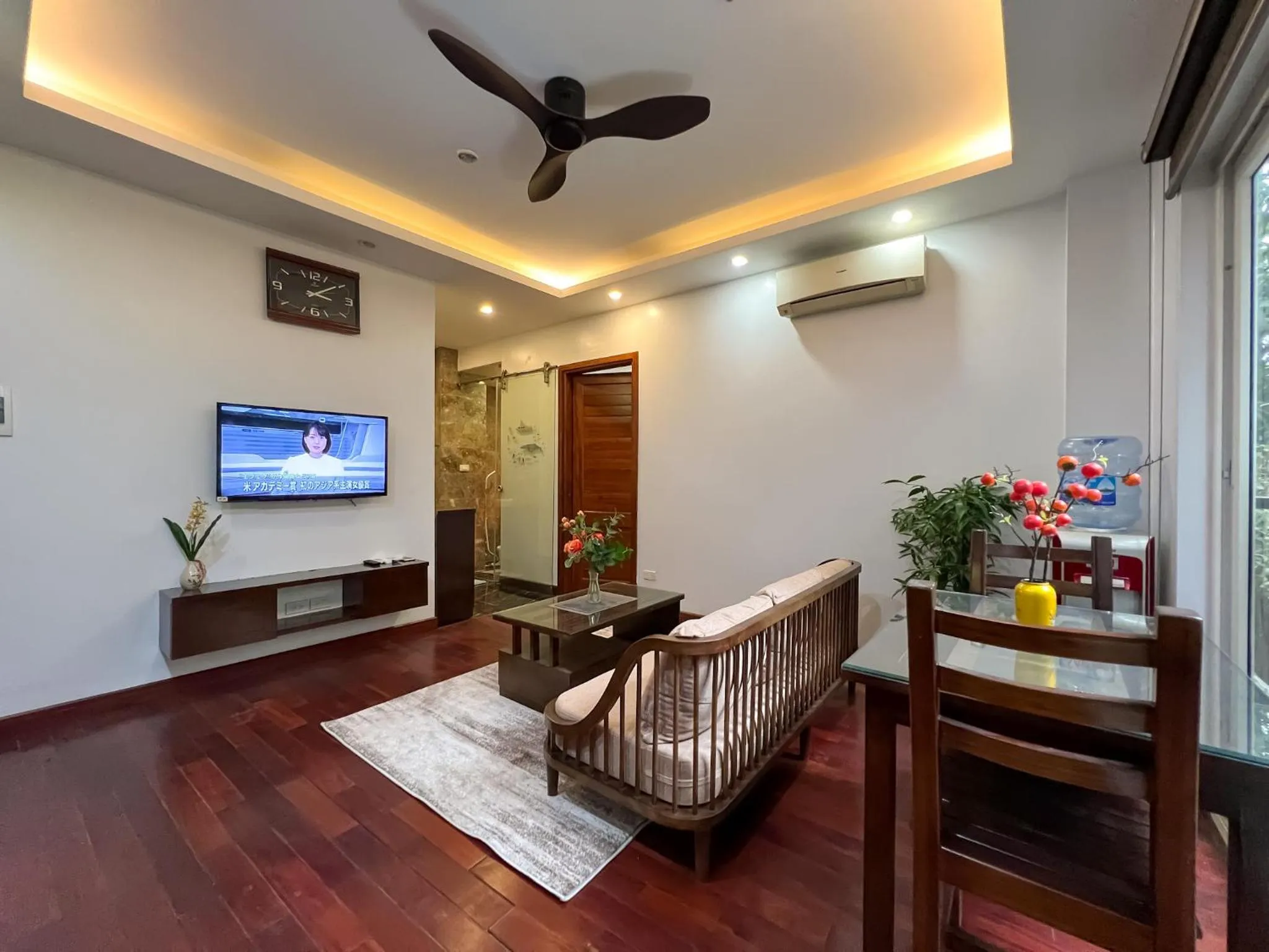 NINE HOUSING 535 Kim Ma