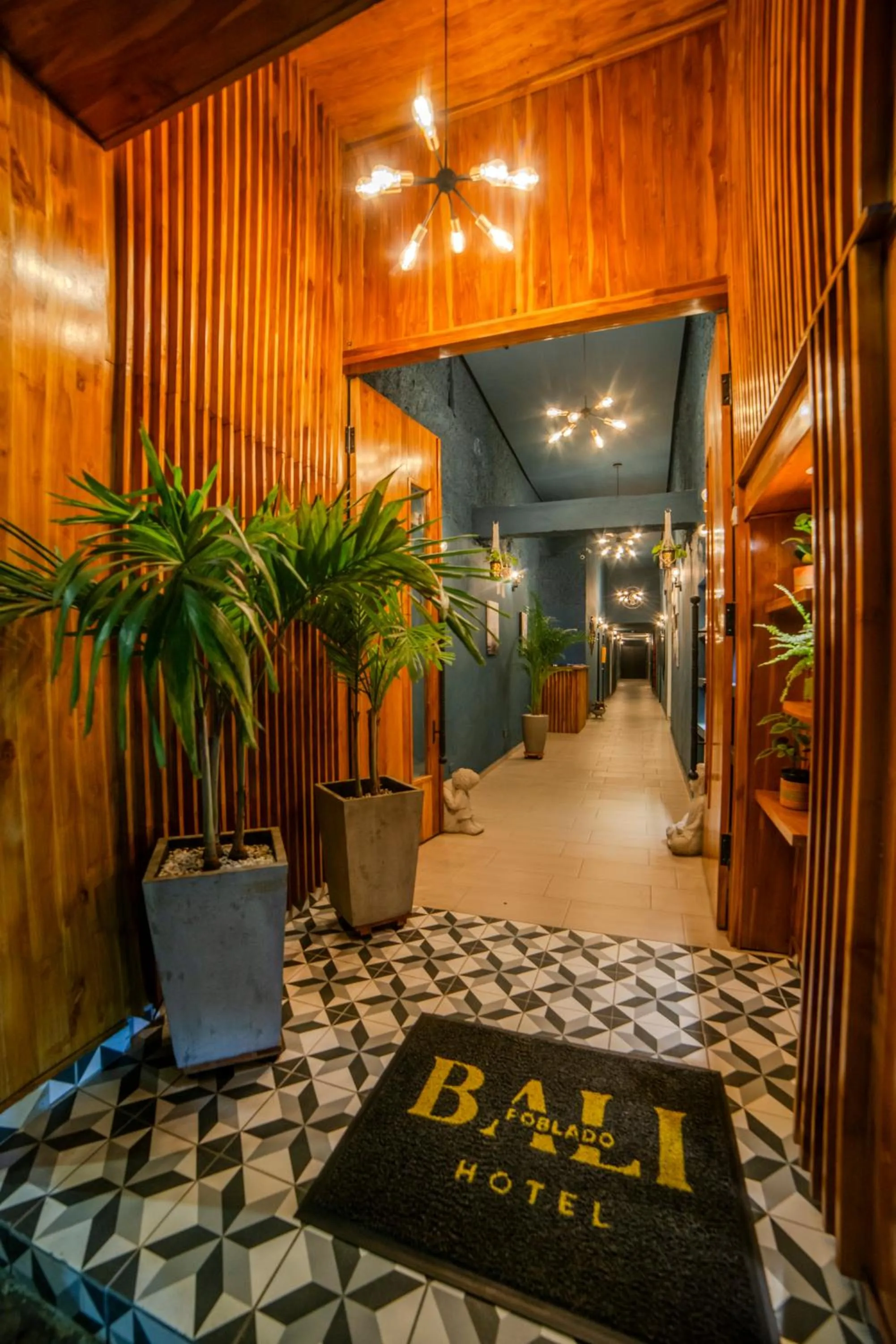 Lobby or reception in HOTEL BALI AT POBLADO