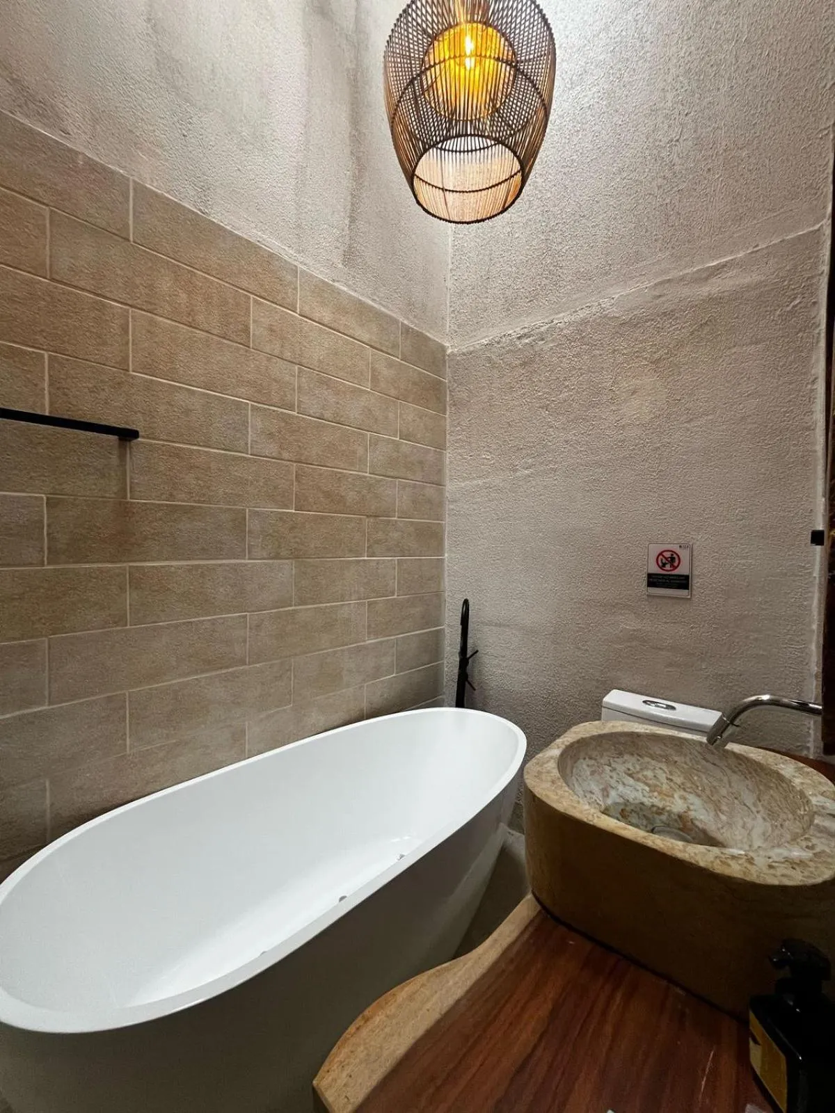 Bathroom in HOTEL BALI AT POBLADO