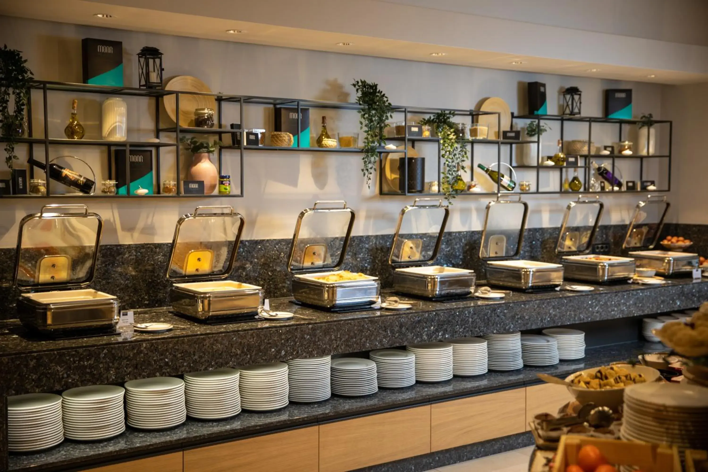 Restaurant/places to eat in Mona Plaza Zlatibor Restaurant/places to eat in Mona Plaza Zlatibor