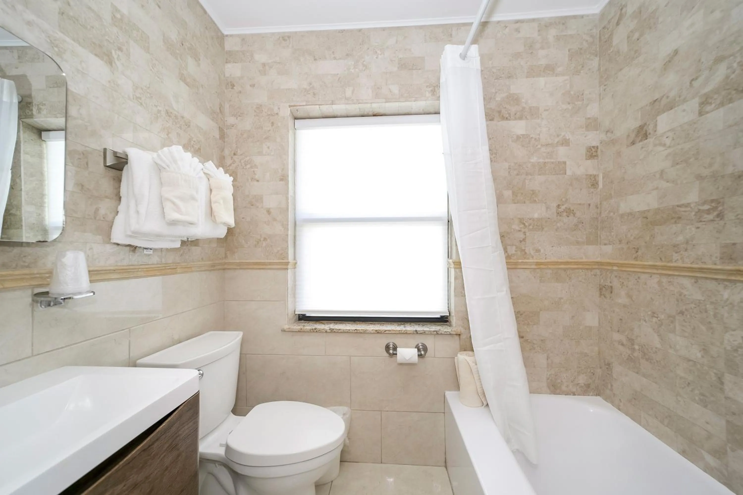 Shower in Deco Boutique Hotel