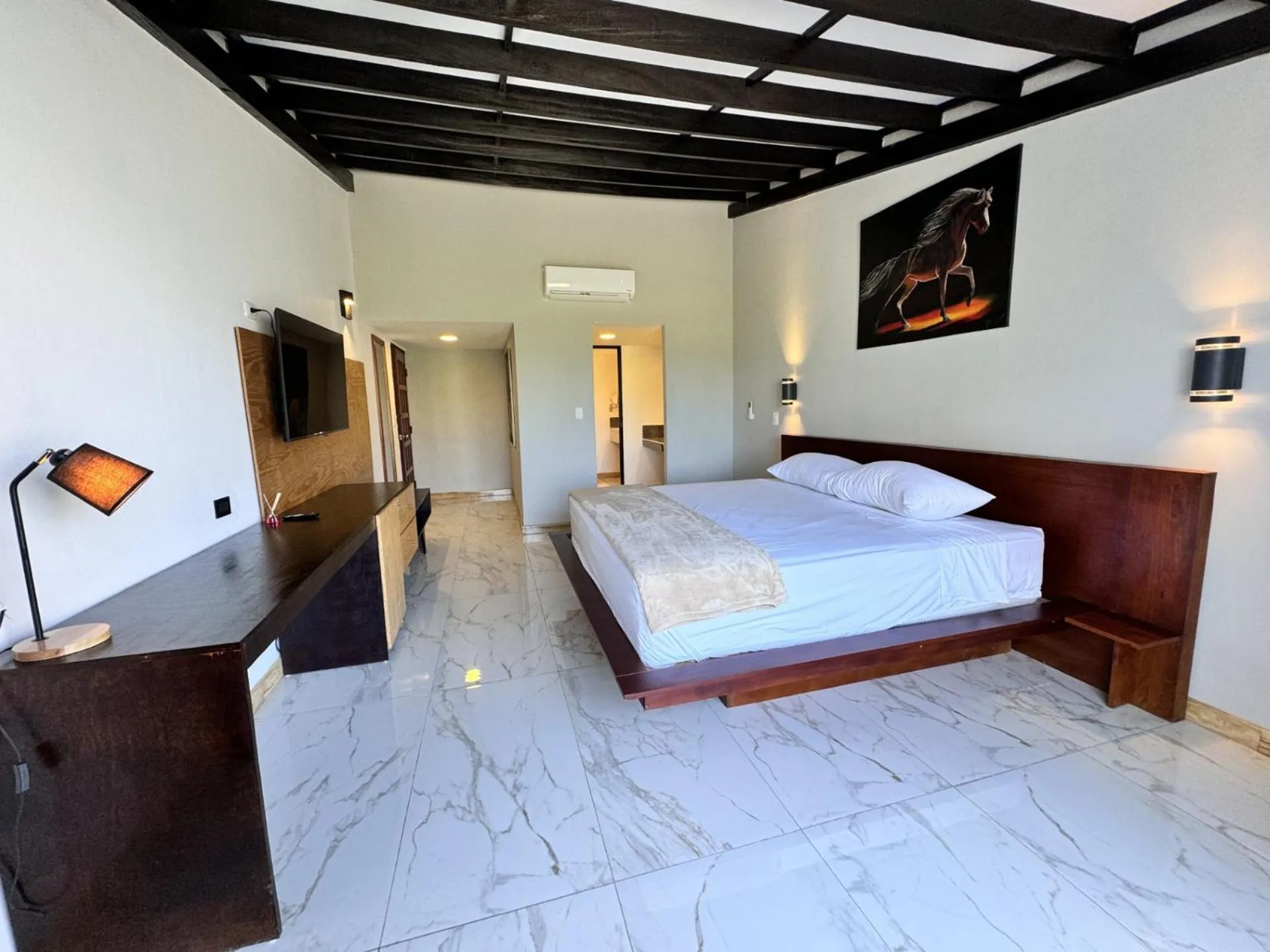 Bed in HOTEL TESORO BEACH