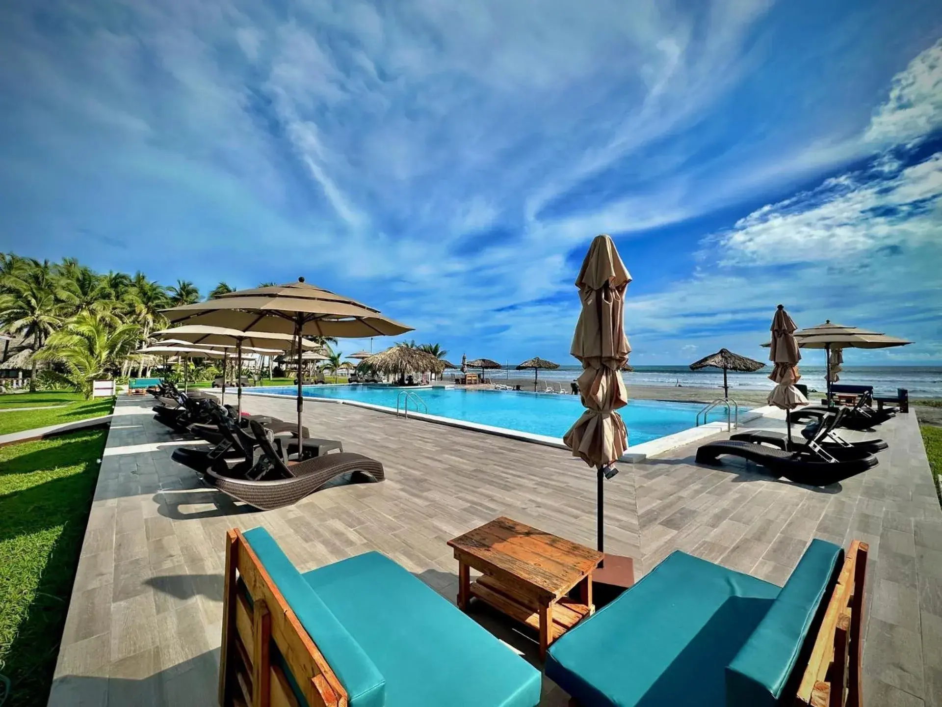 Family Suite in HOTEL TESORO BEACH Family Suite in HOTEL TESORO BEACH