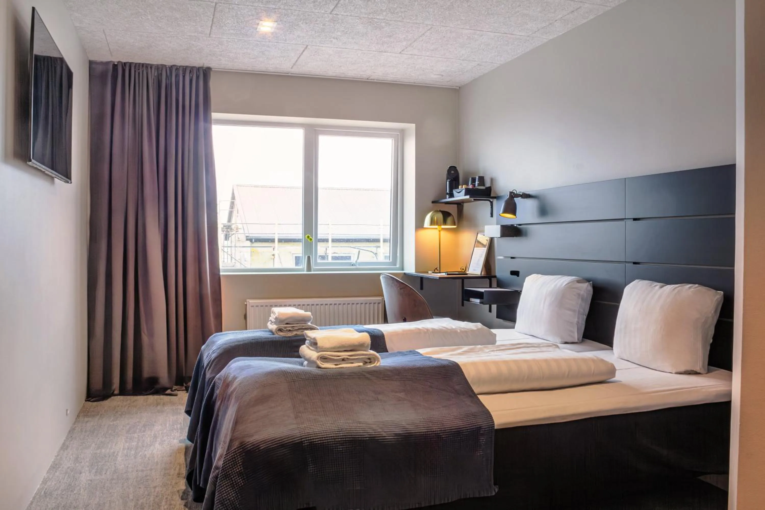 Bedroom, Bed in Hotel Djurhuus