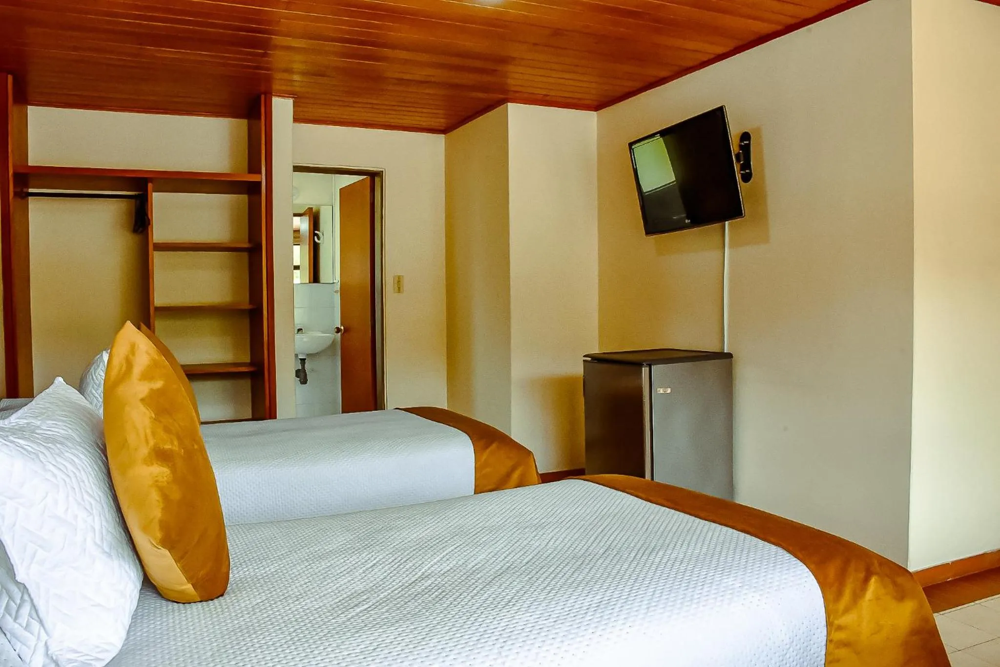 Bed in Hotel Villa Vianney