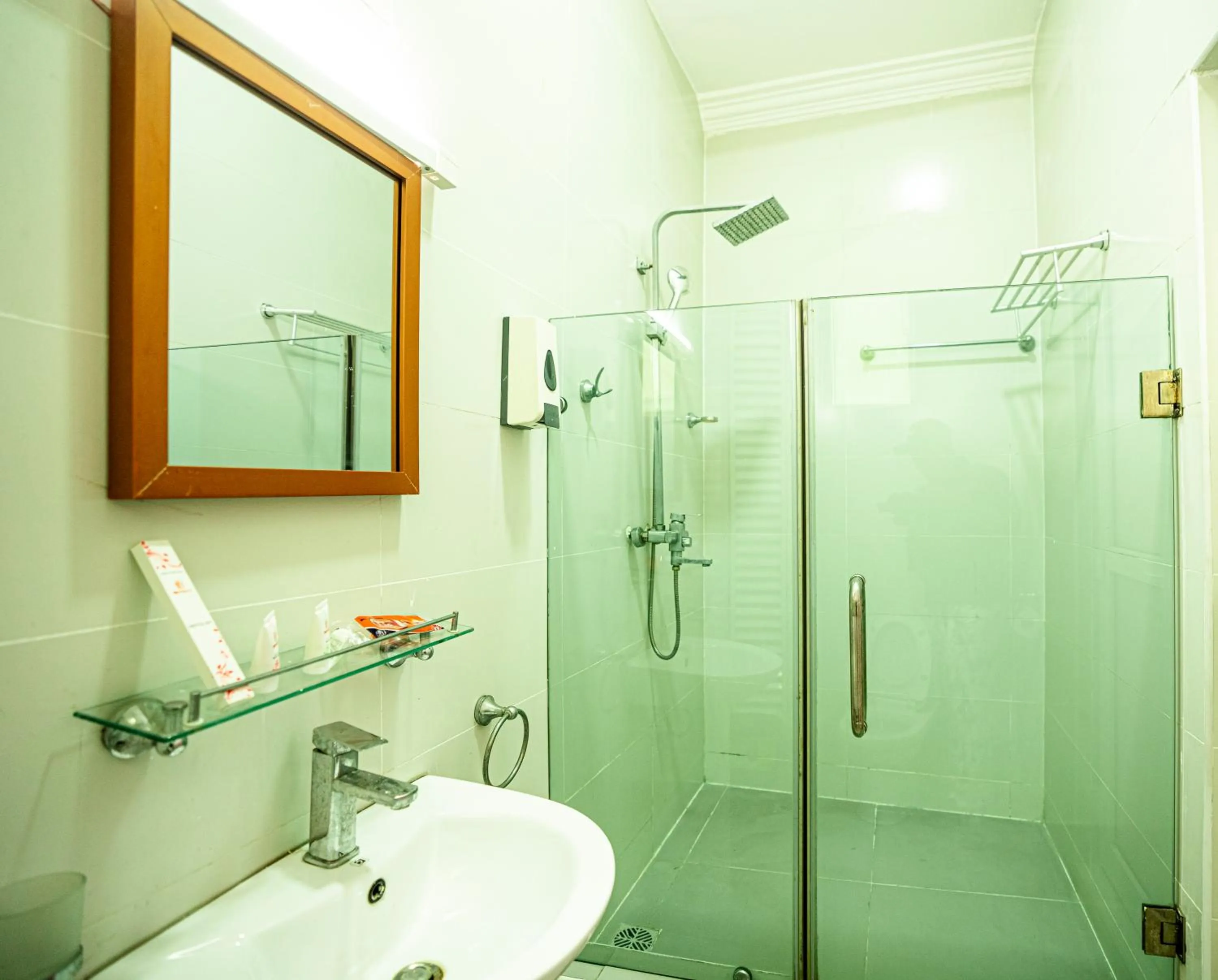 Providha Hotel & Suites