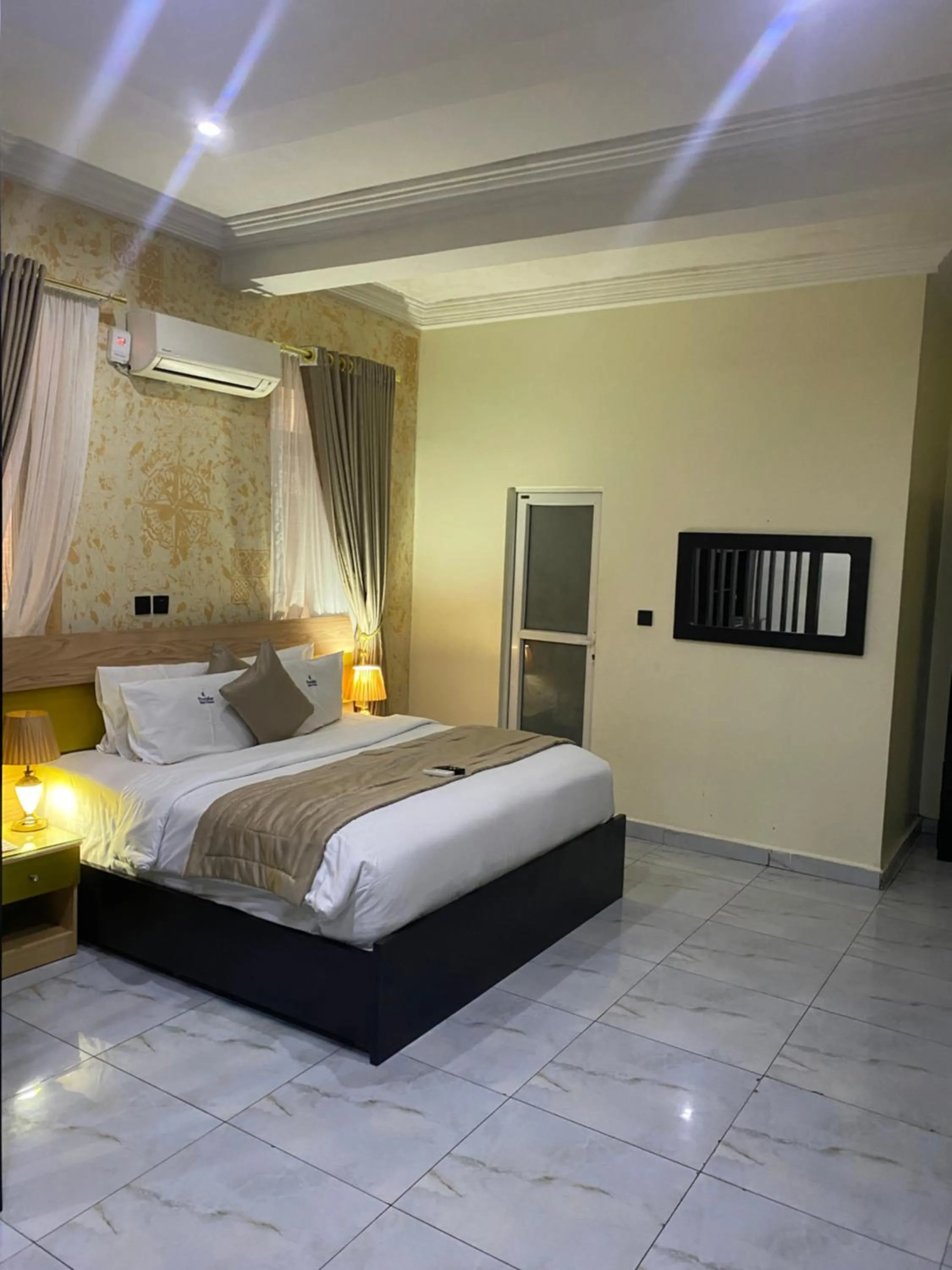 Providha Hotel & Suites