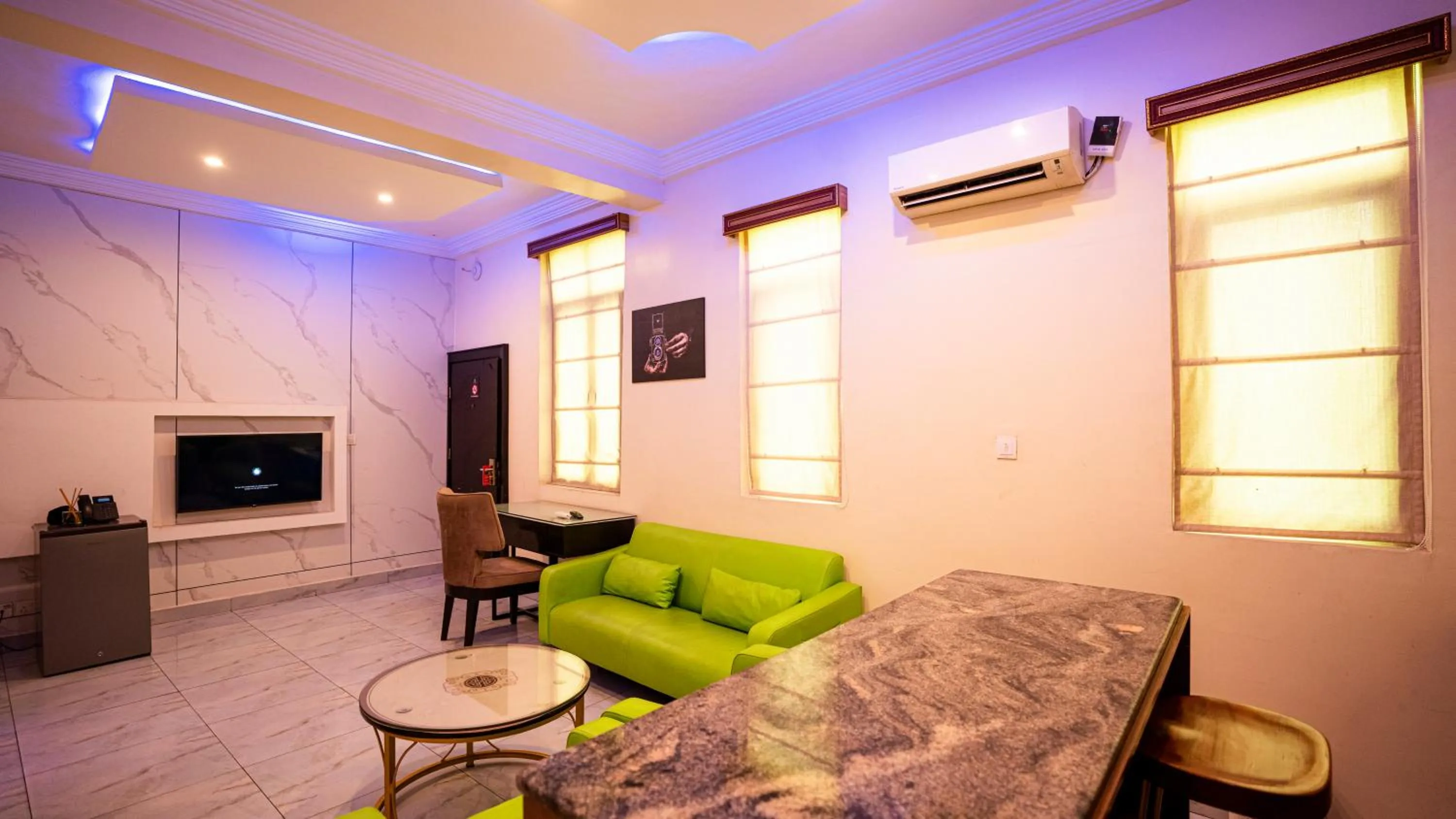 Providha Hotel & Suites