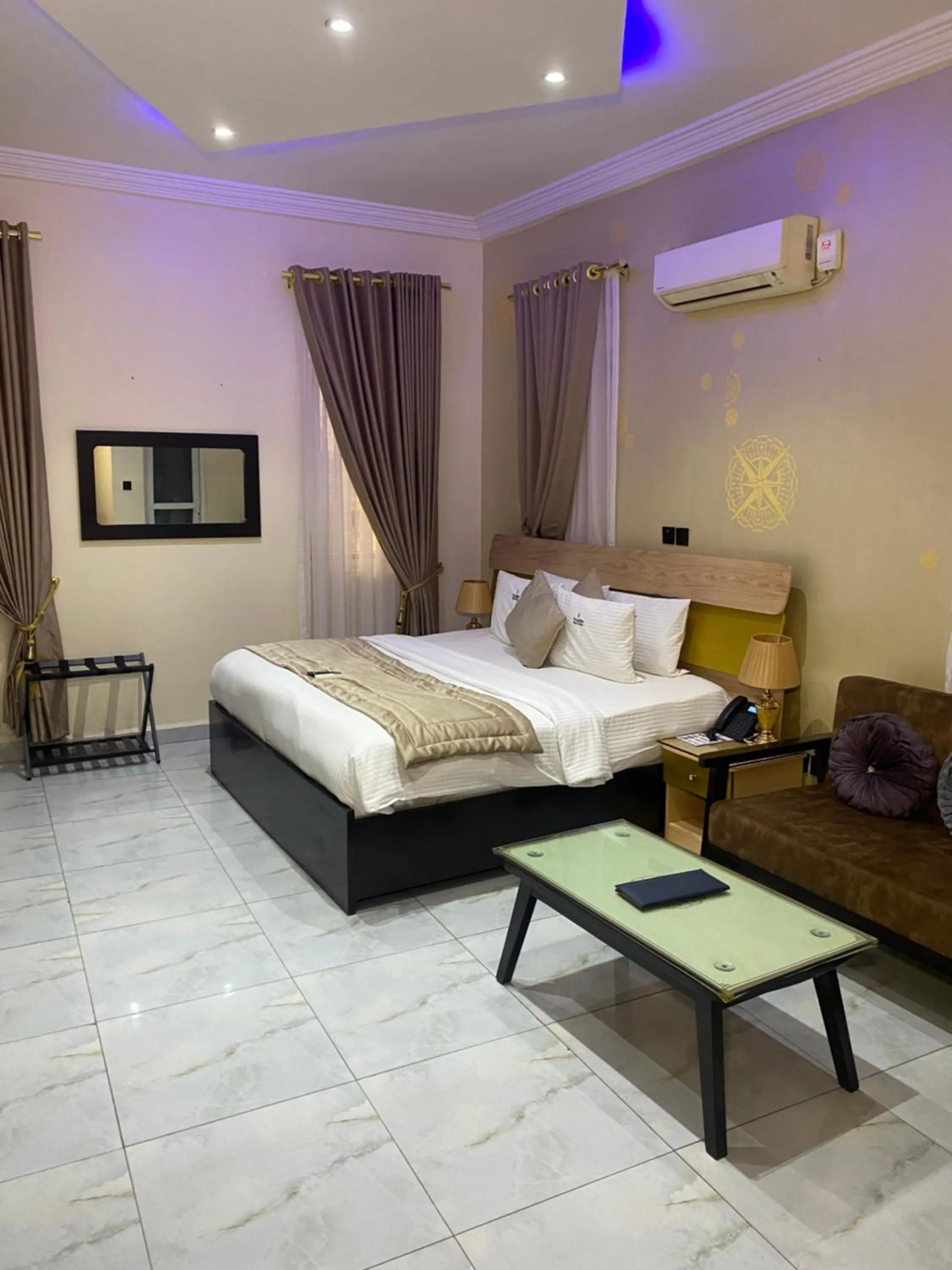 Providha Hotel & Suites