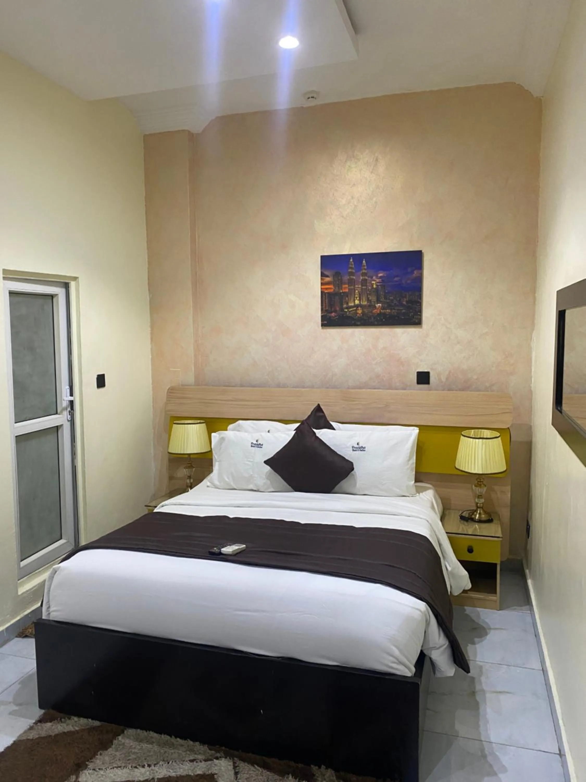 Providha Hotel & Suites