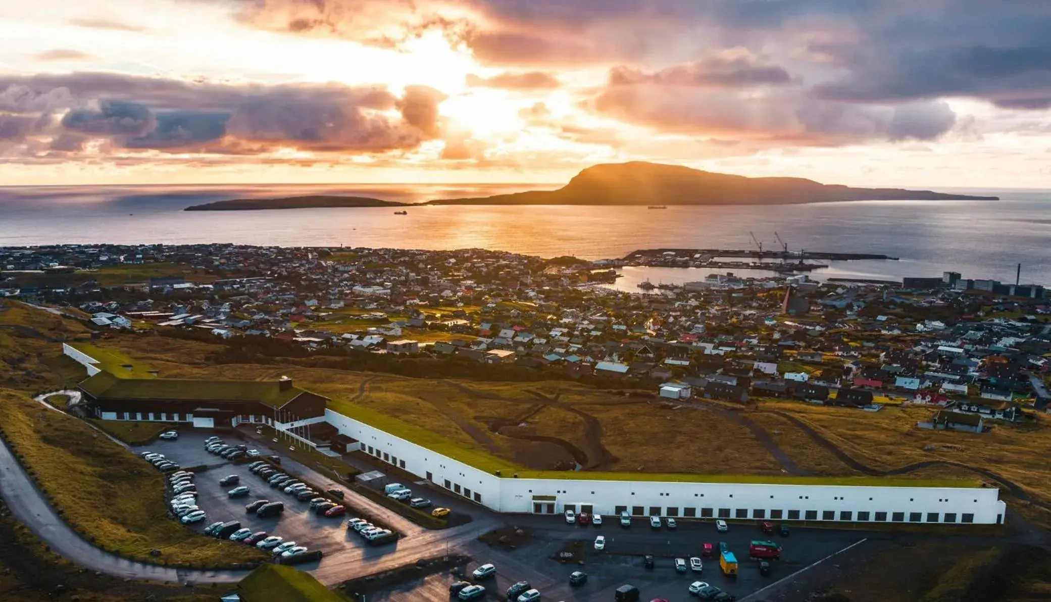 Property building in Hotel Føroyar Property building in Hotel Føroyar