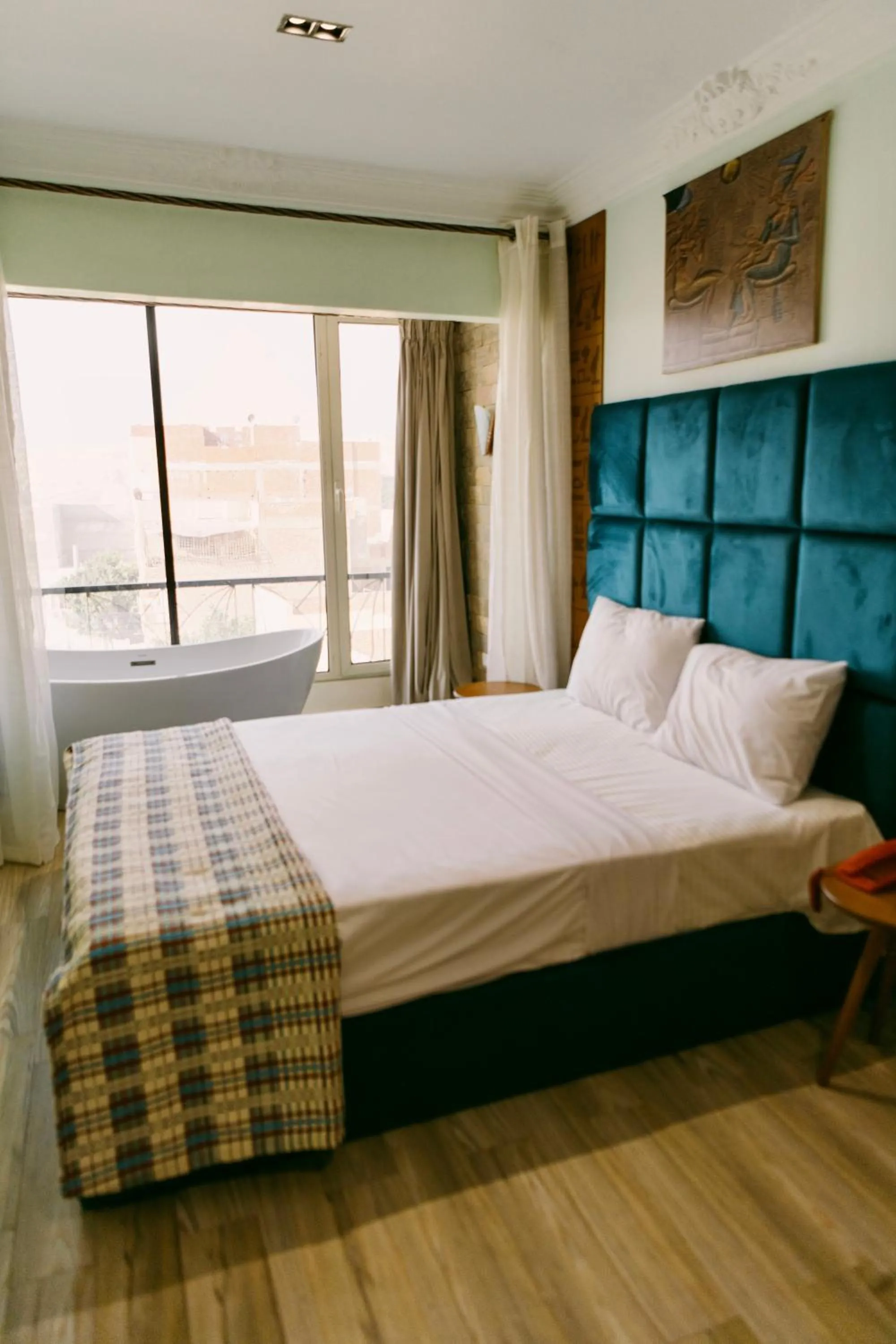 Bed in Sphinx Golden Gate Pyramids