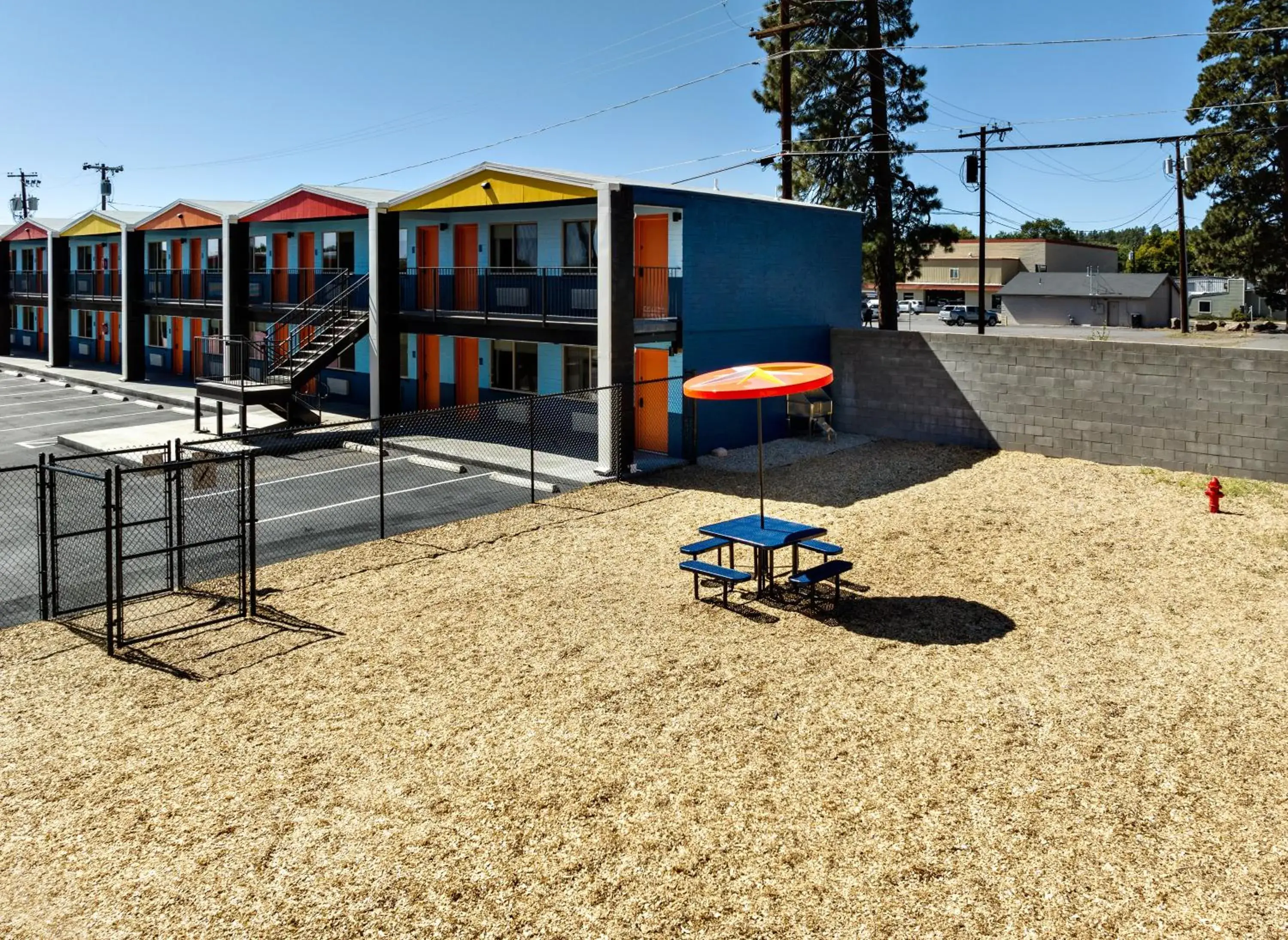 Property building in Americana Motor Hotel Property building in Americana Motor Hotel