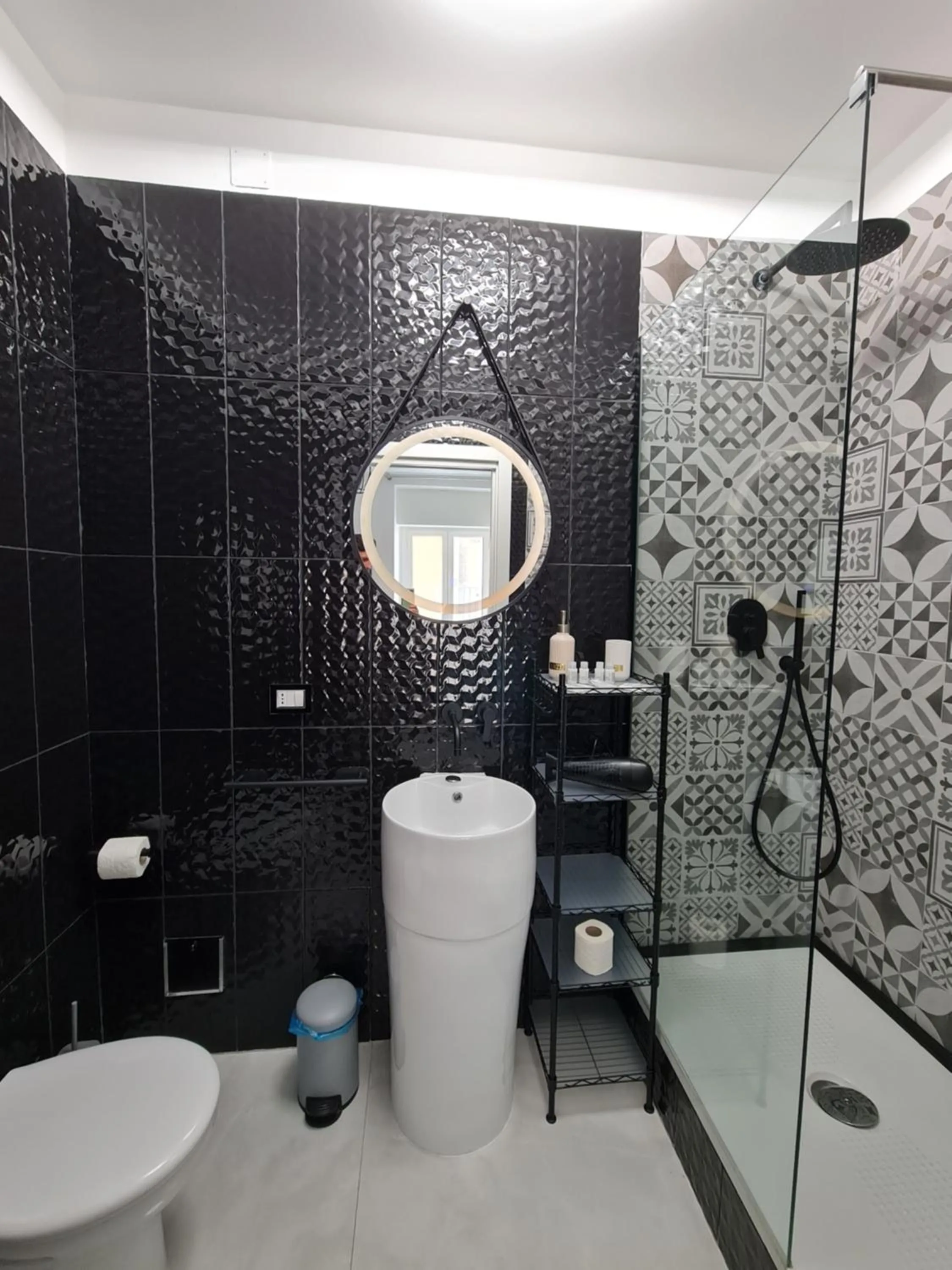 Bathroom in Lena Suite Bari Vecchia