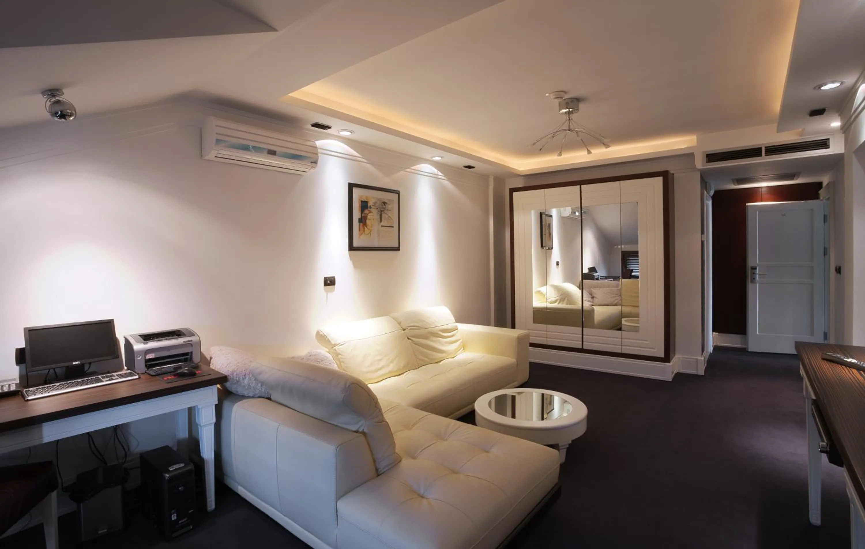 Living room in Garni Hotel Crystal