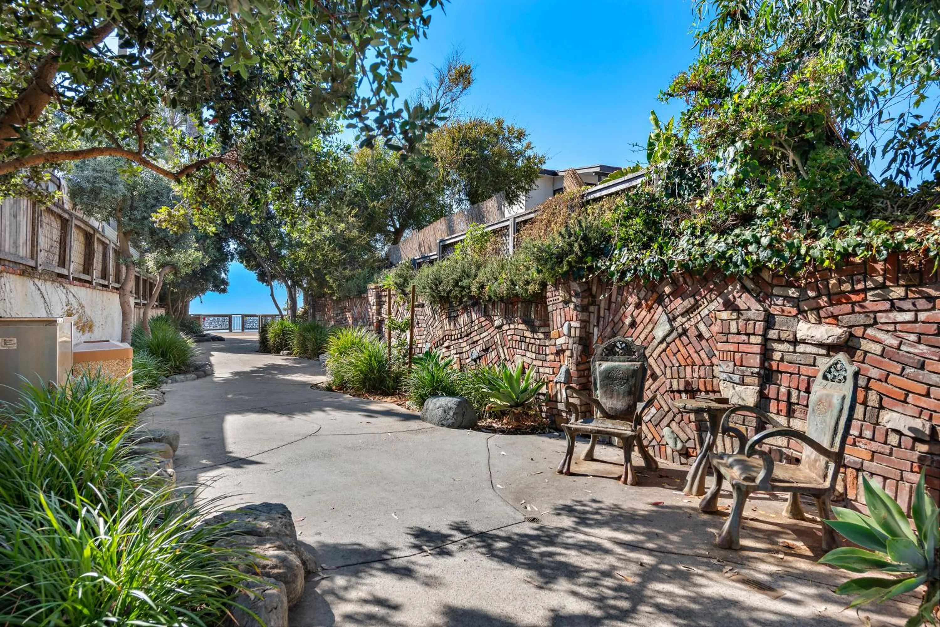 Neighbourhood in 14 West Hotel Laguna Beach