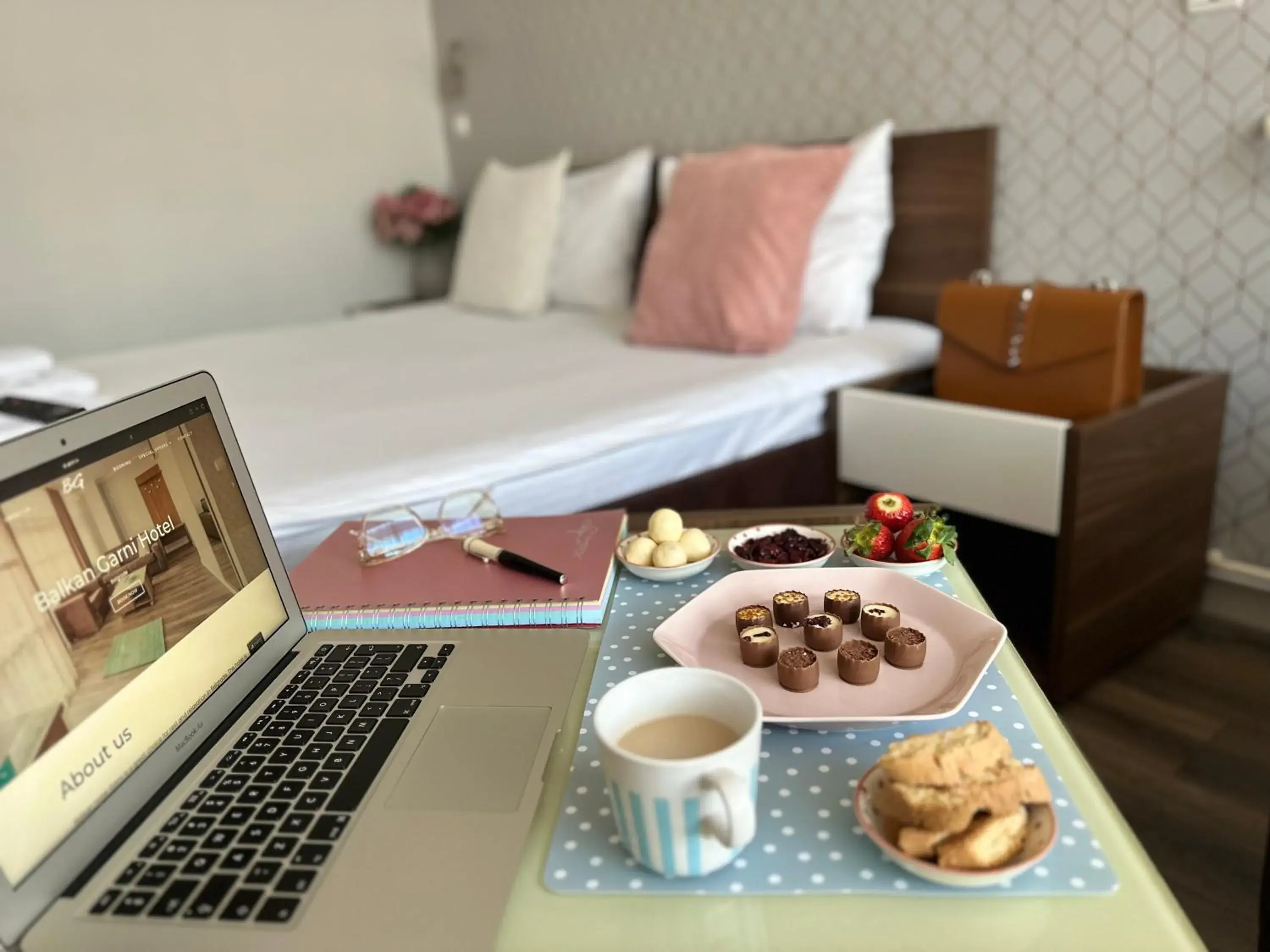 Bed in Balkan Hotel Garni Bed in Balkan Hotel Garni