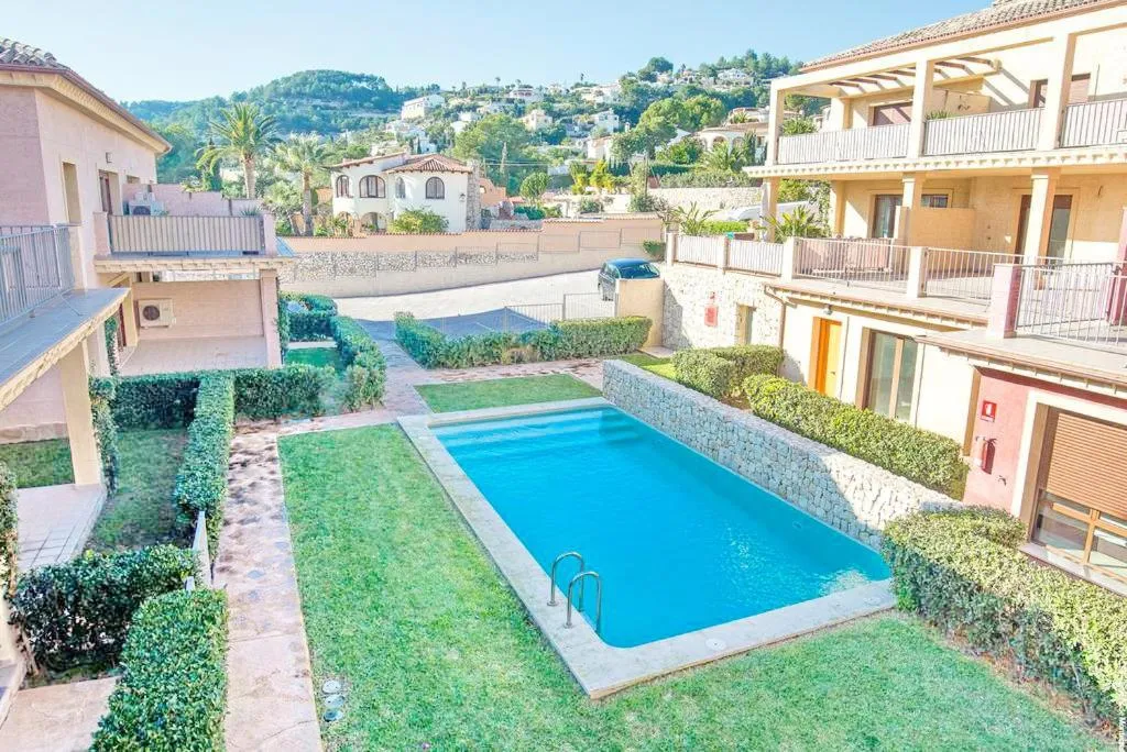 Jardines de Montemar IV
