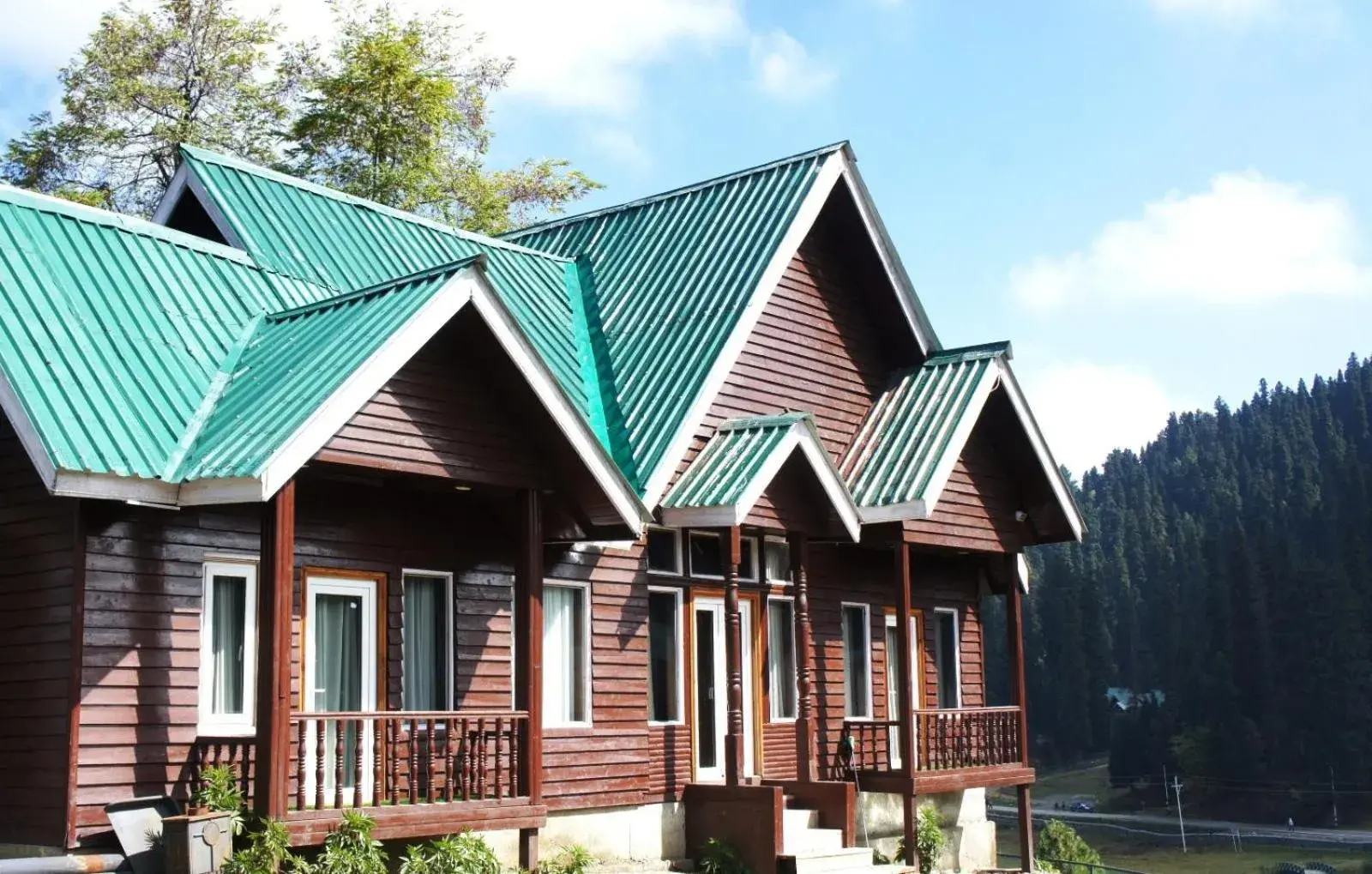 Property building in Gulmarg Woods By Stay Pattern Property building in Gulmarg Woods By Stay Pattern