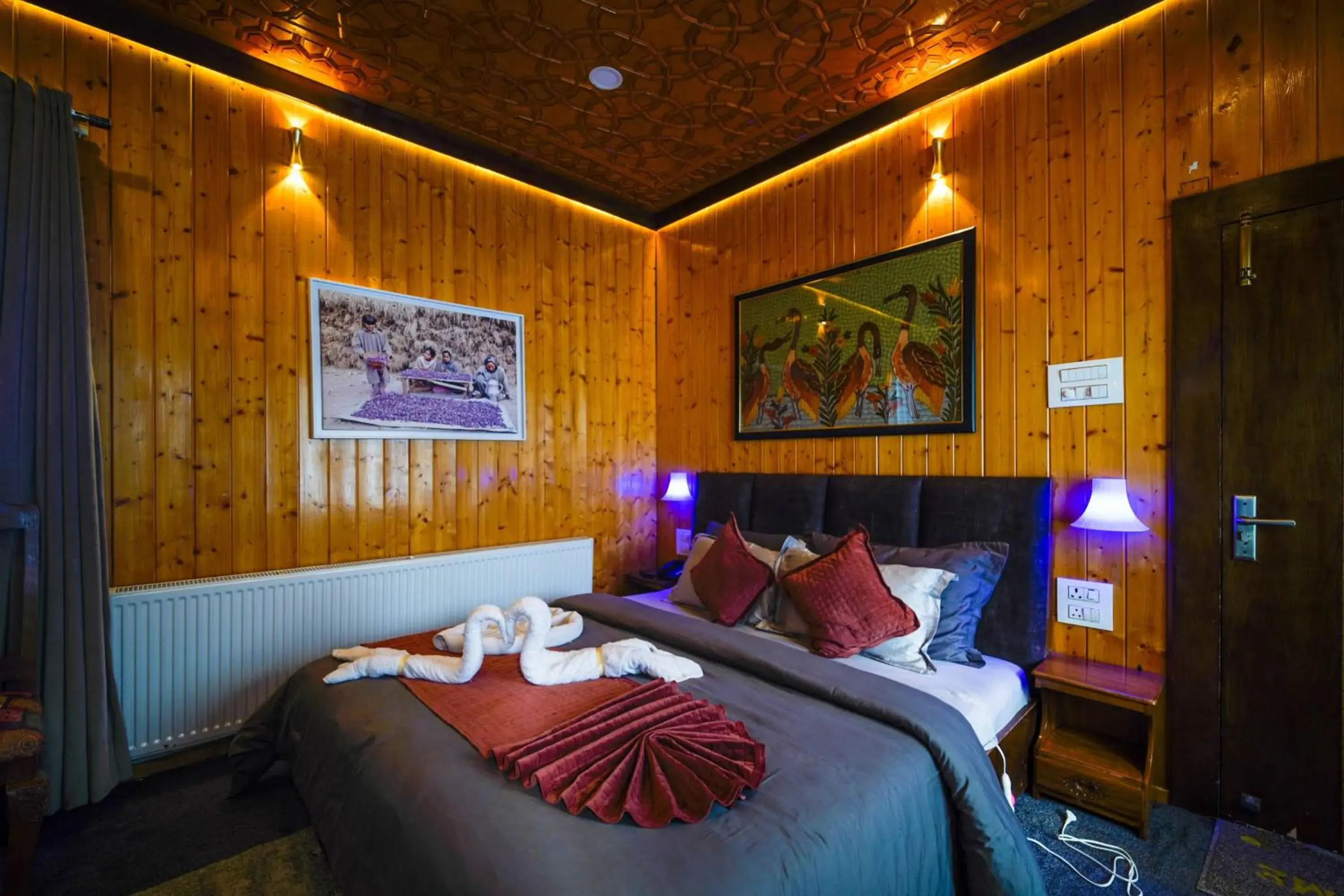 Bed in Gulmarg Woods By Stay Pattern Bed in Gulmarg Woods By Stay Pattern