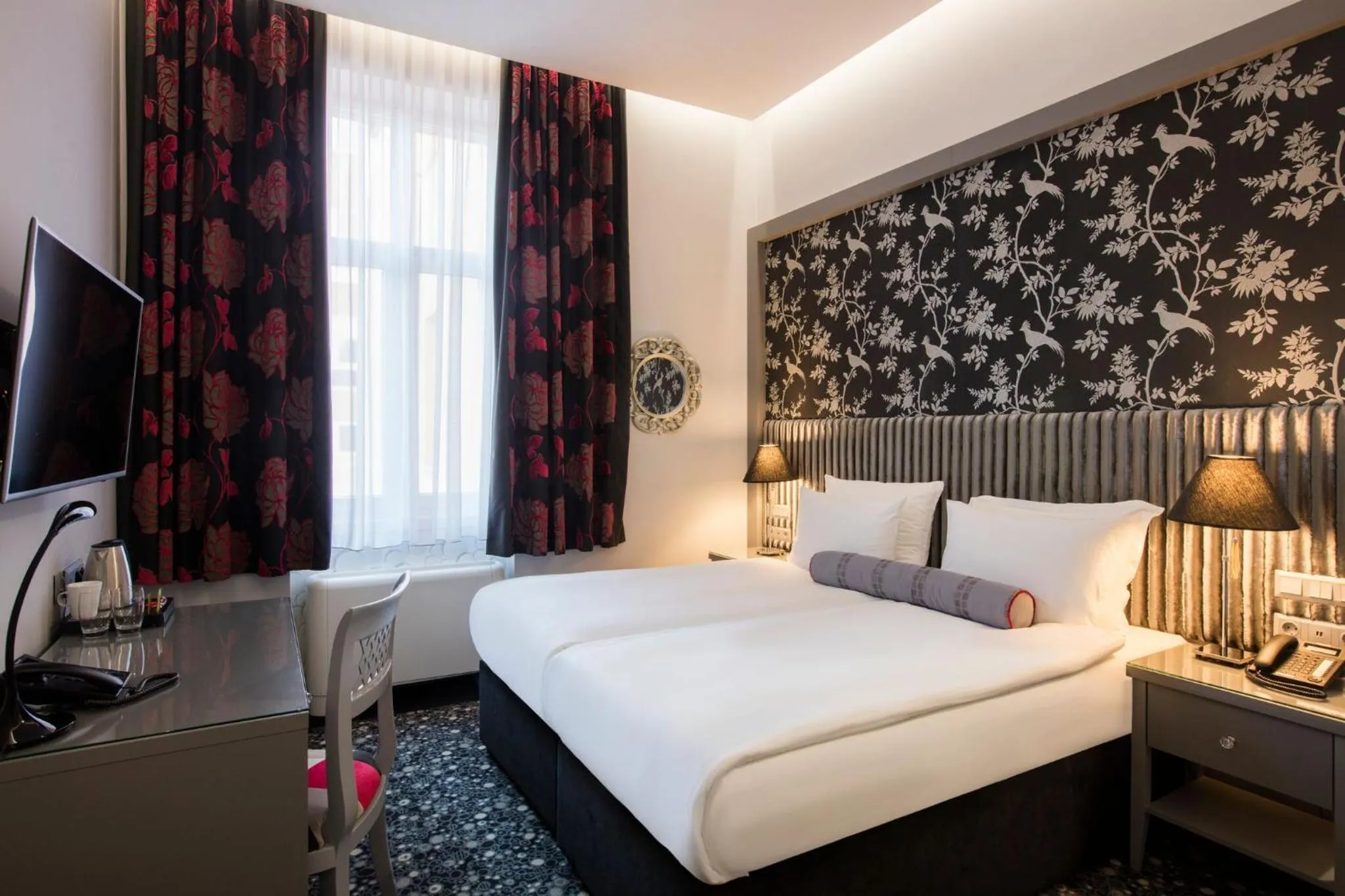 Bedroom, Bed in Hotel Central Sarajevo - Gym, Pool & Spa