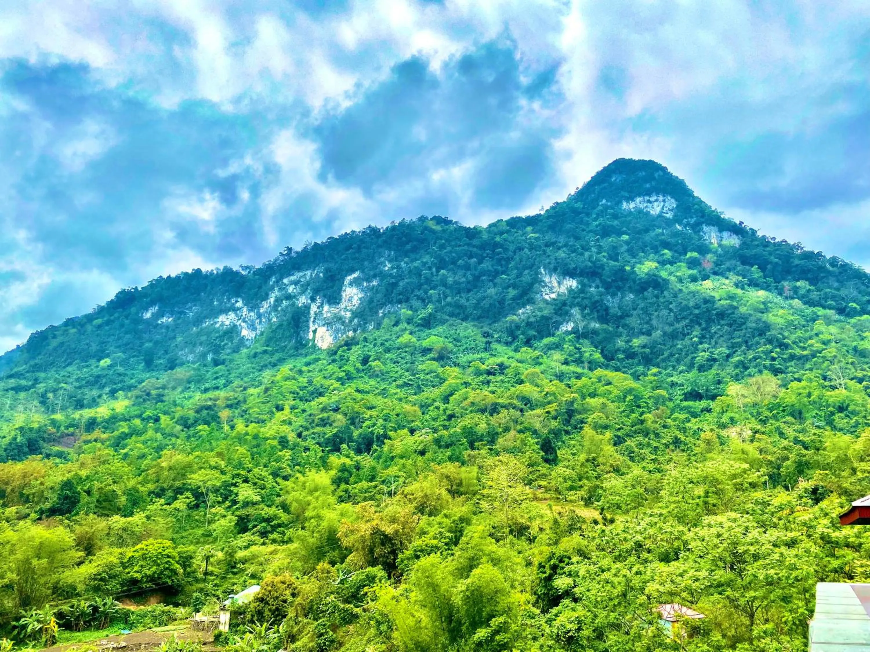 Natural landscape in An Thảo Ba Bể Hotel