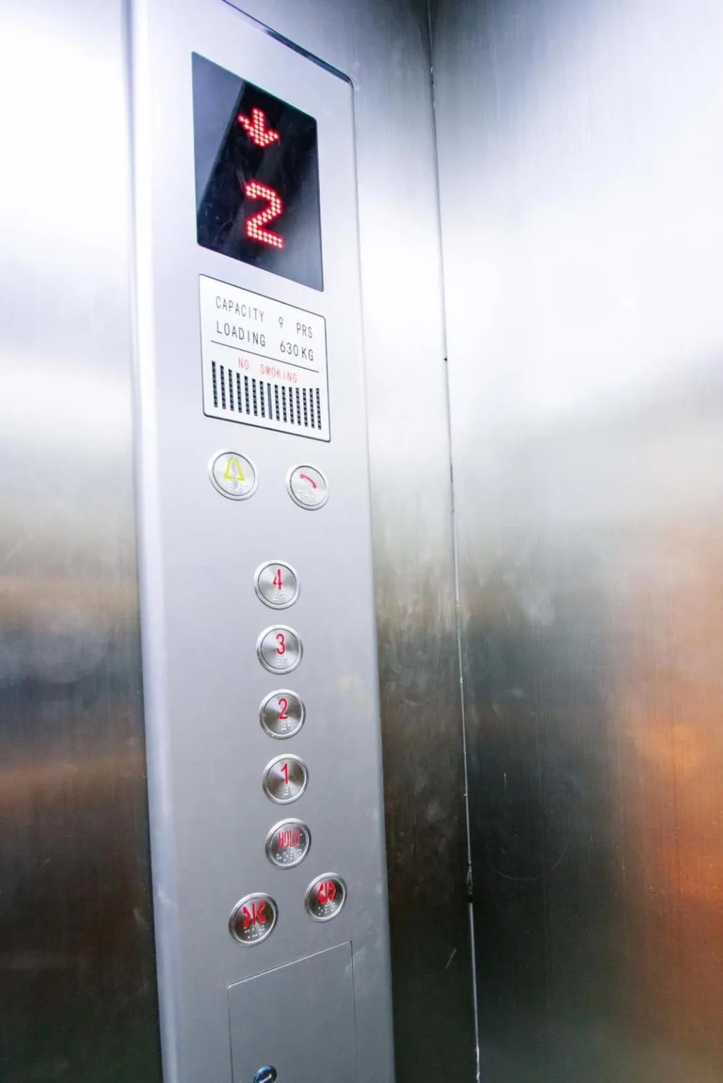 elevator in Wanna Marine
