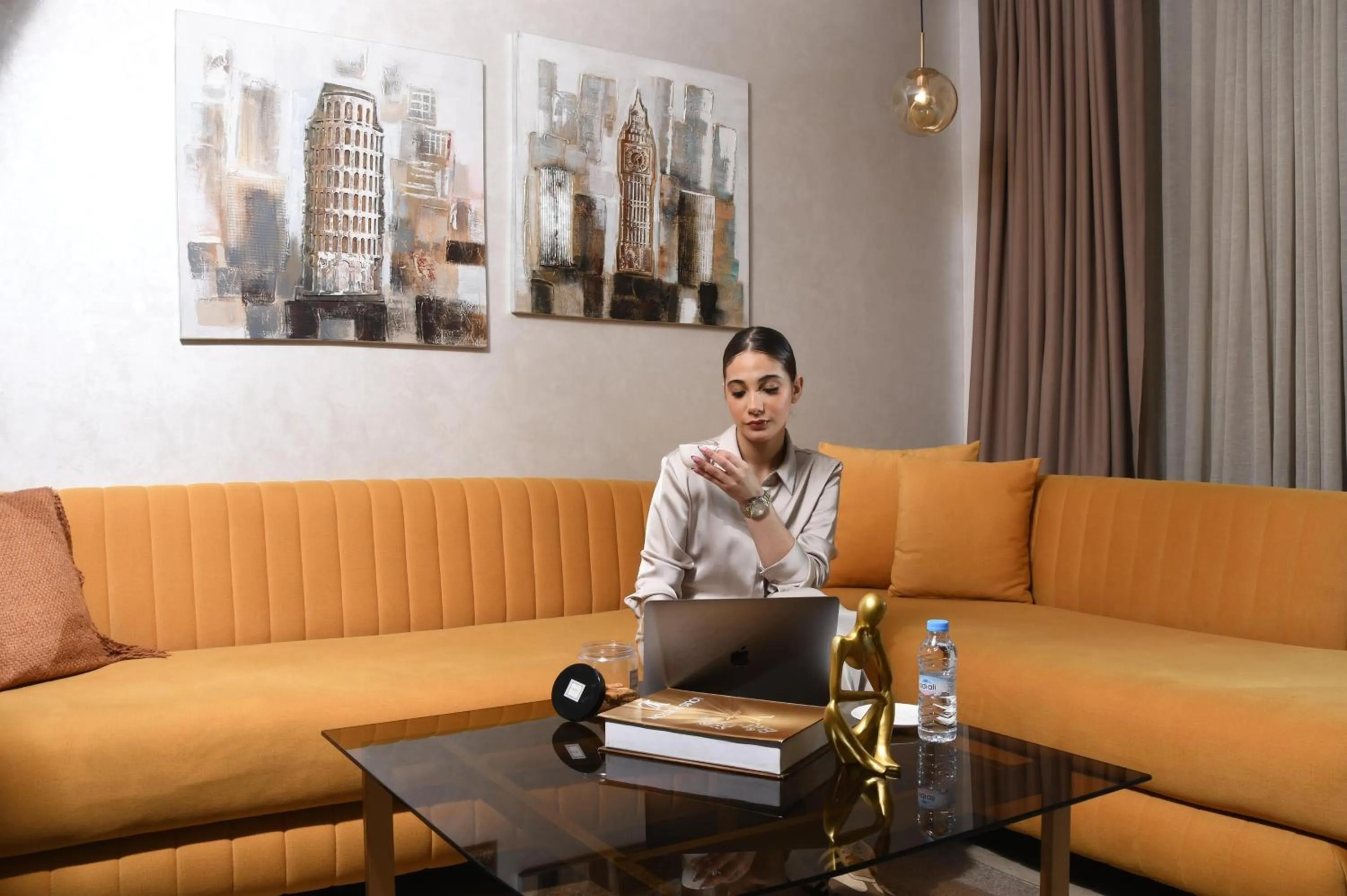 Living room in ZEN Suites Hotel Massira