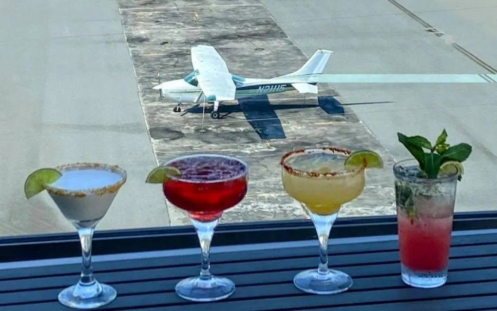 Restaurant/places to eat in Hyatt Place Melbourne Airport, Fl