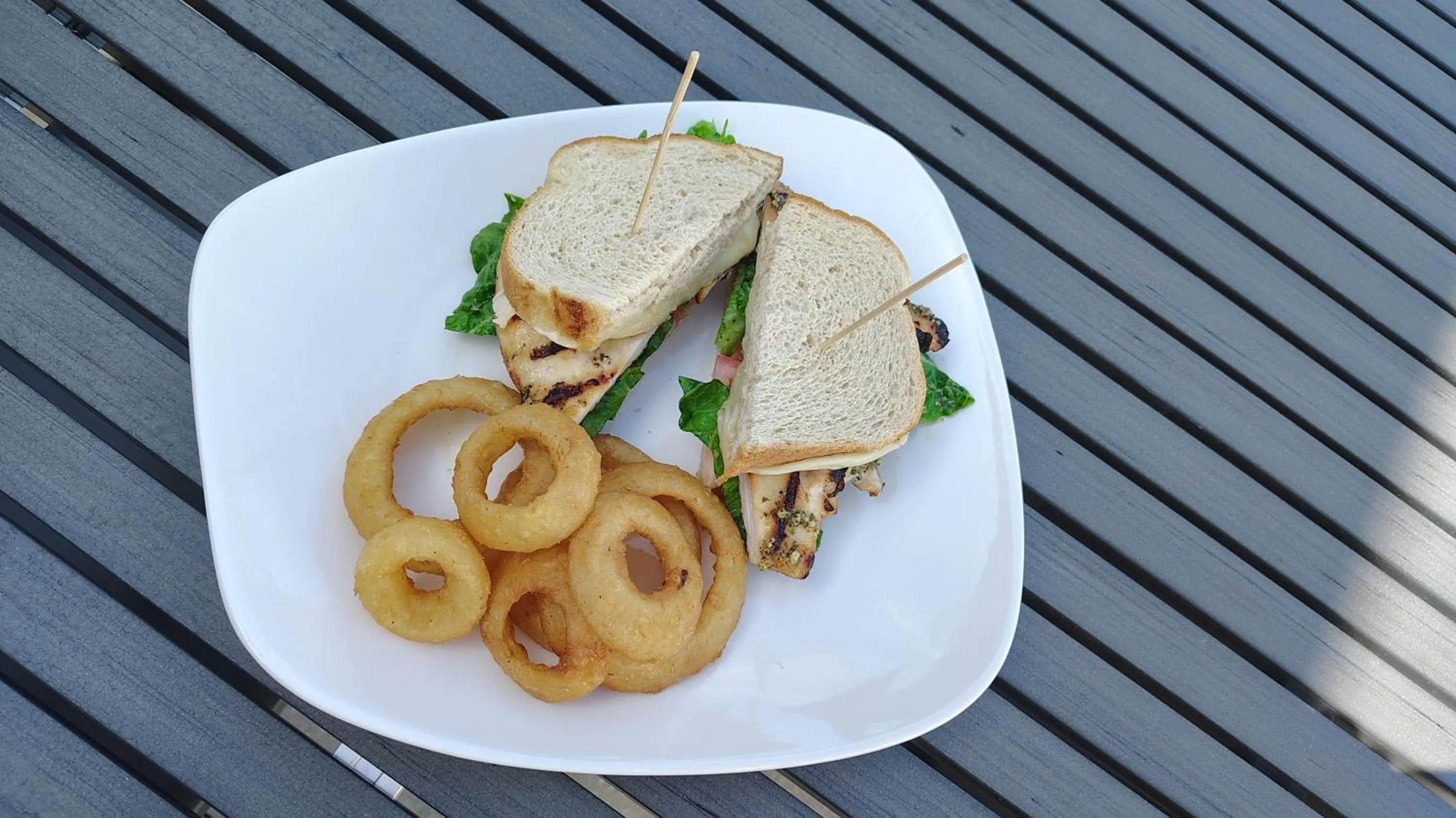 Restaurant/places to eat in Hyatt Place Melbourne Airport, Fl