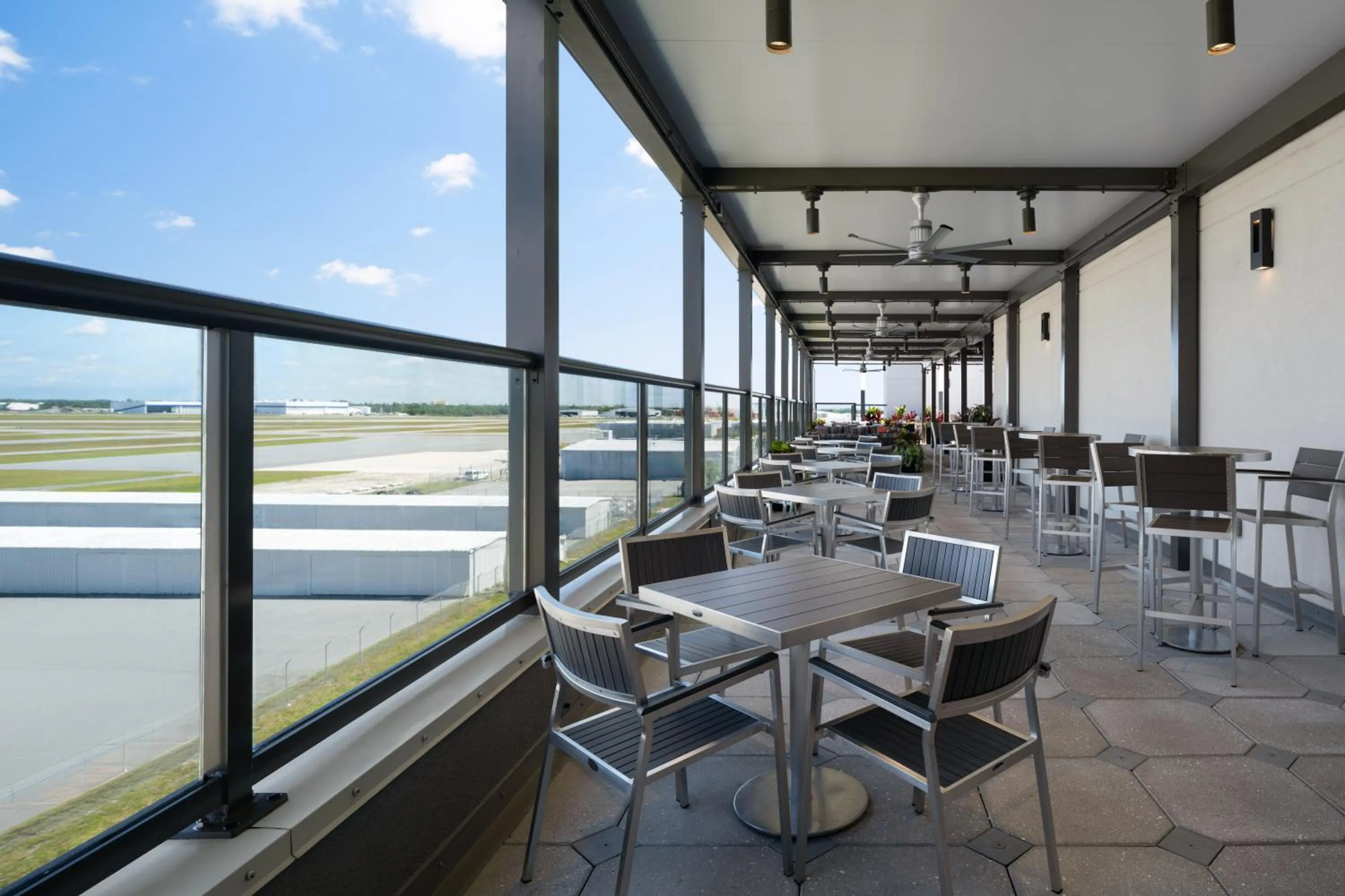 Restaurant/places to eat in Hyatt Place Melbourne Airport, Fl