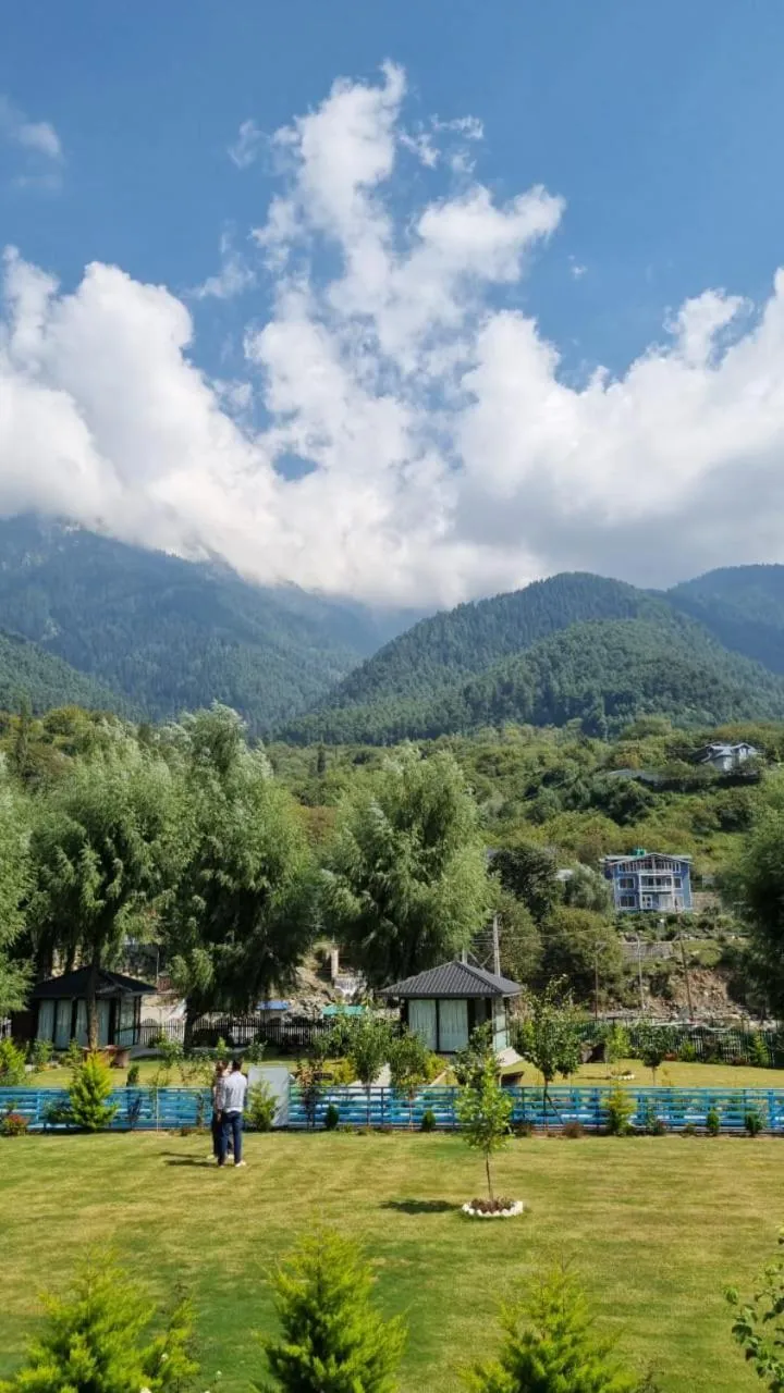 Mountain view in White Water Resorts