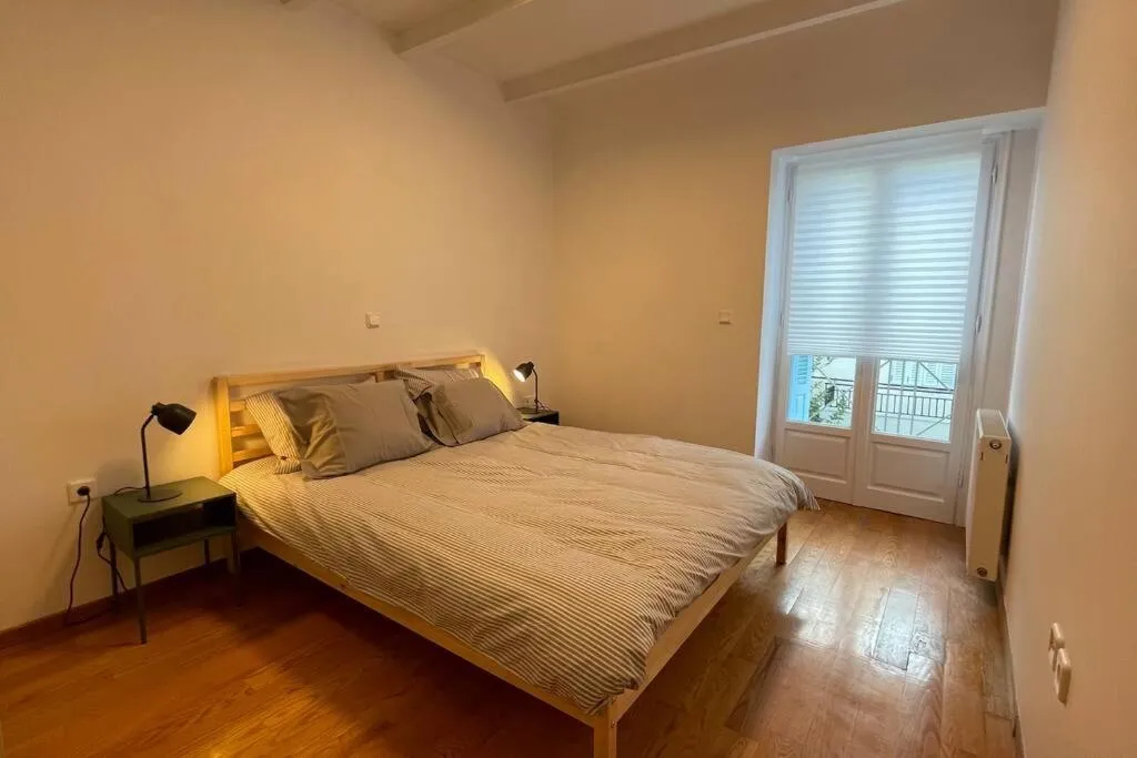 Bed in Cute apartment at the foot of lycabettus hill