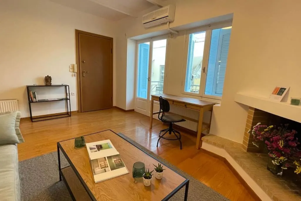 Living room in Cute apartment at the foot of lycabettus hill