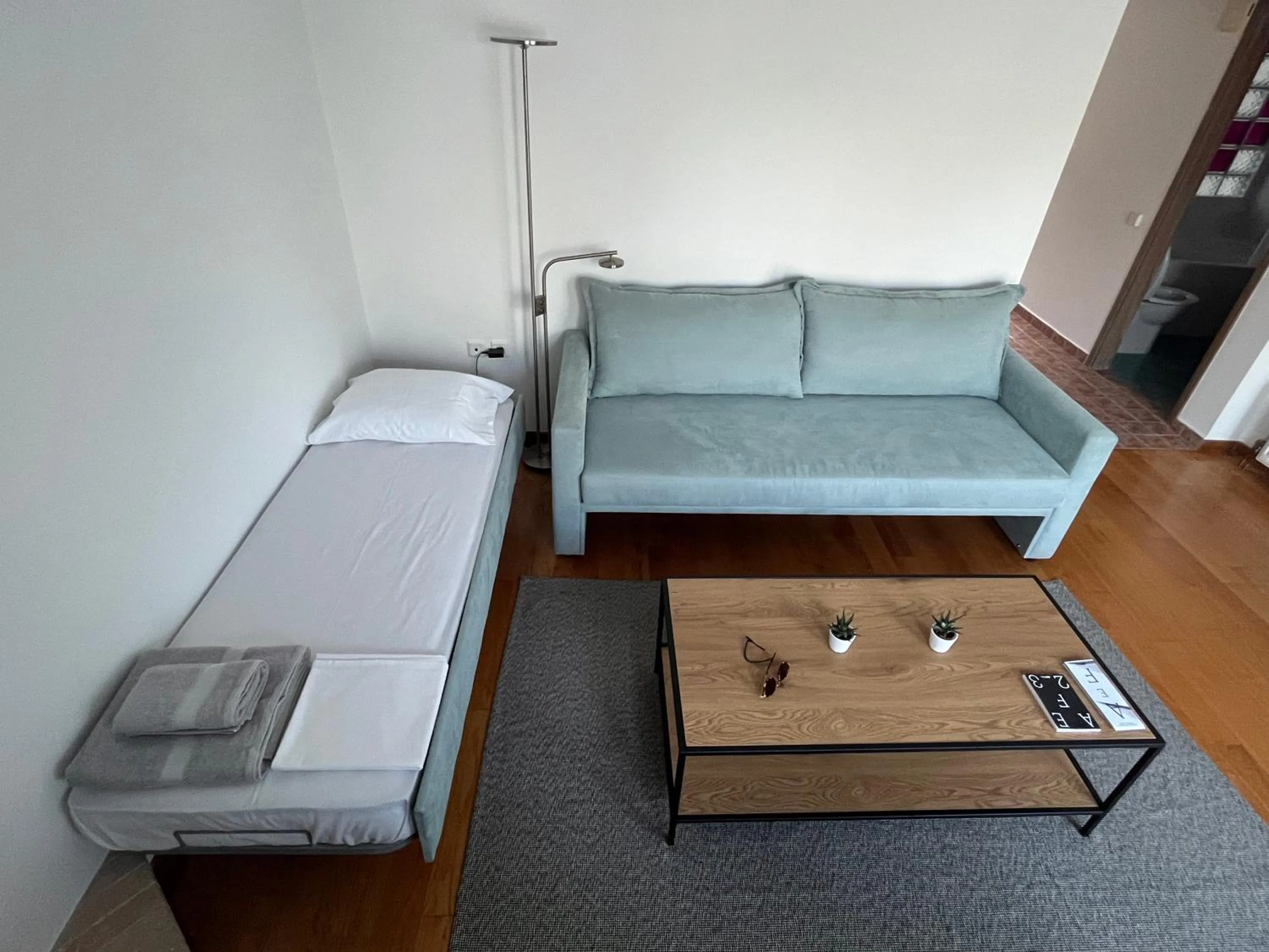 Cute apartment at the foot of lycabettus hill