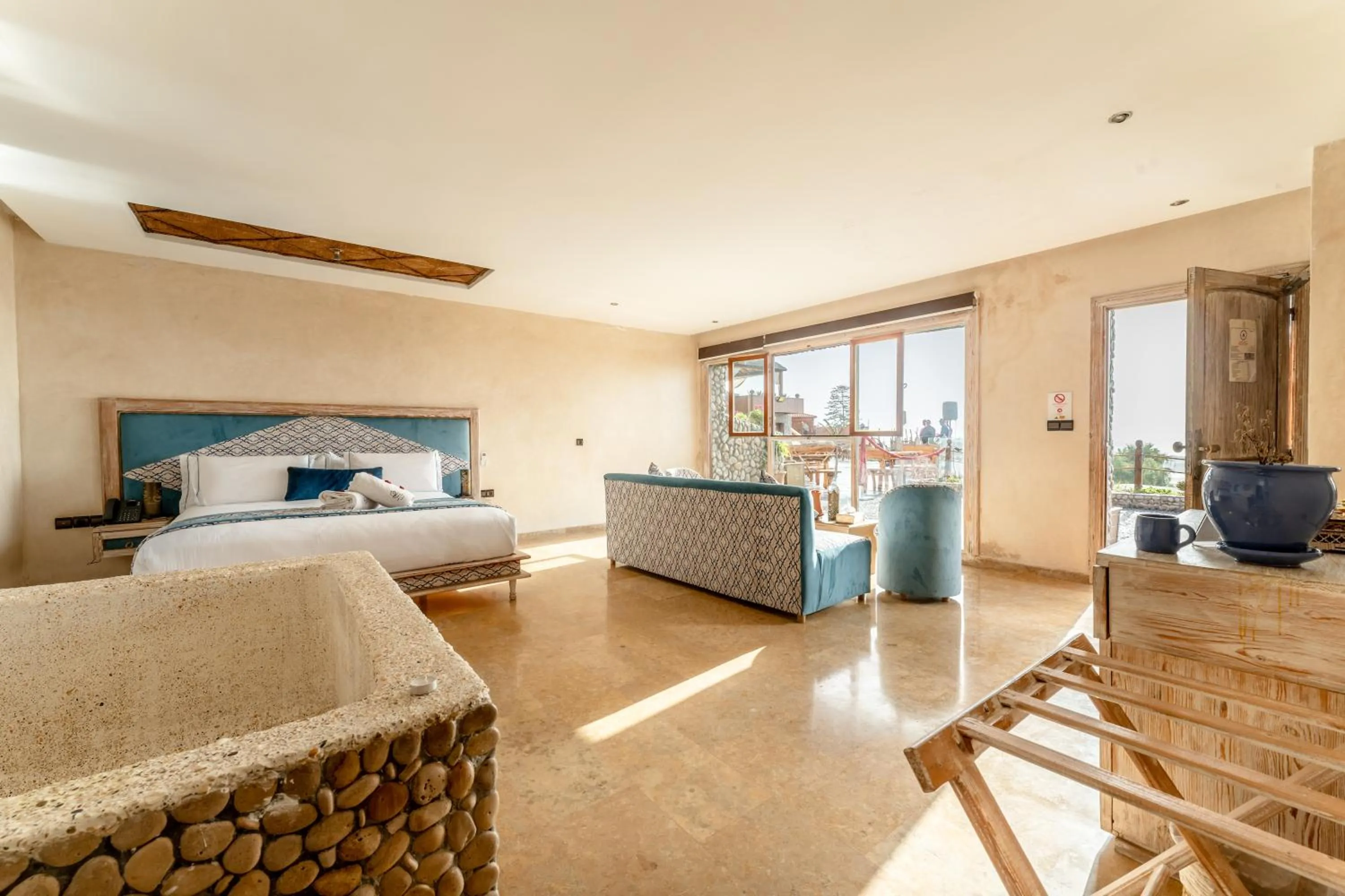 Bedroom, Bed in Chateau Eden El Rouh & Spa