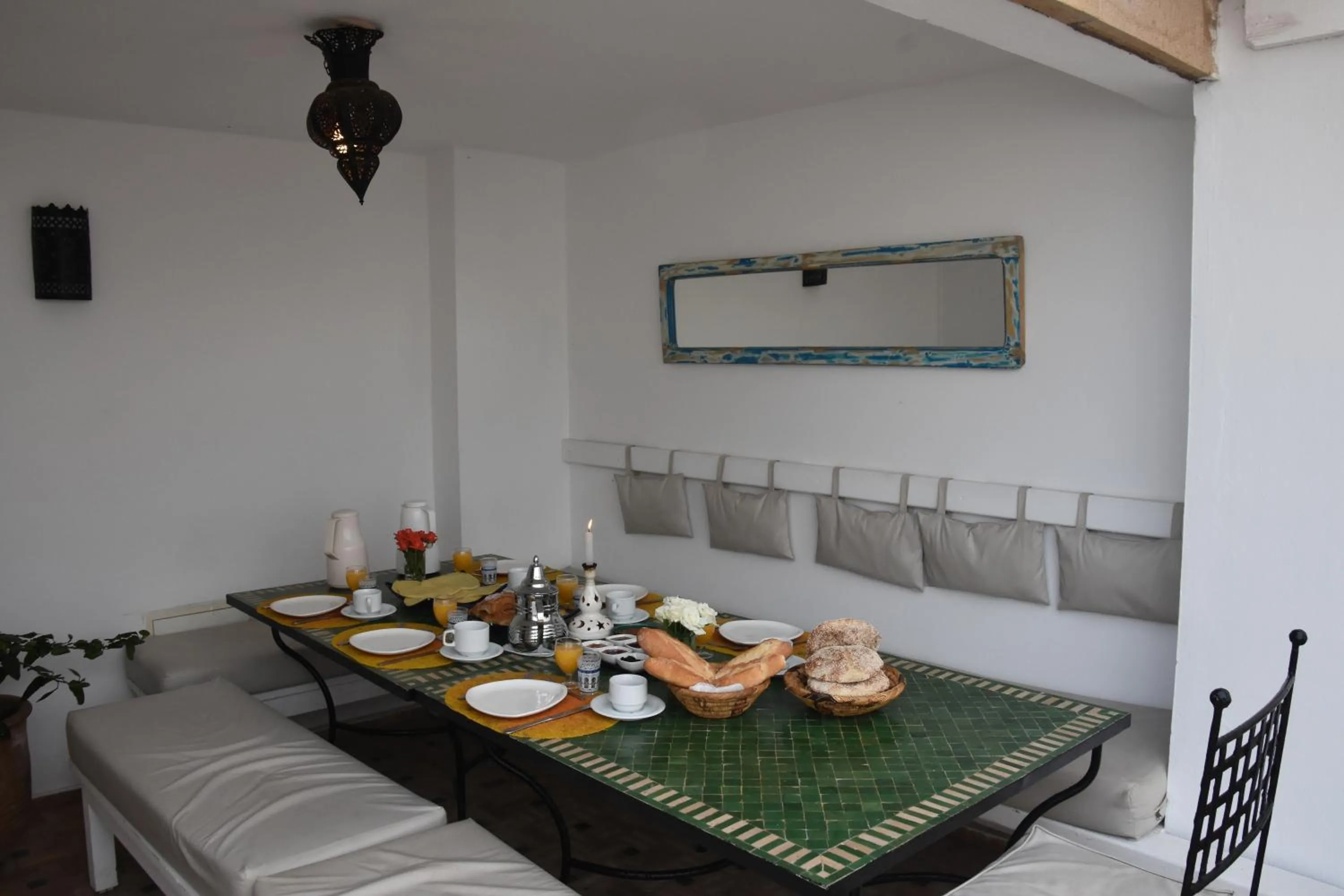 Patio in RIAD DAR ASSALAMA Terrasse Vue Mer