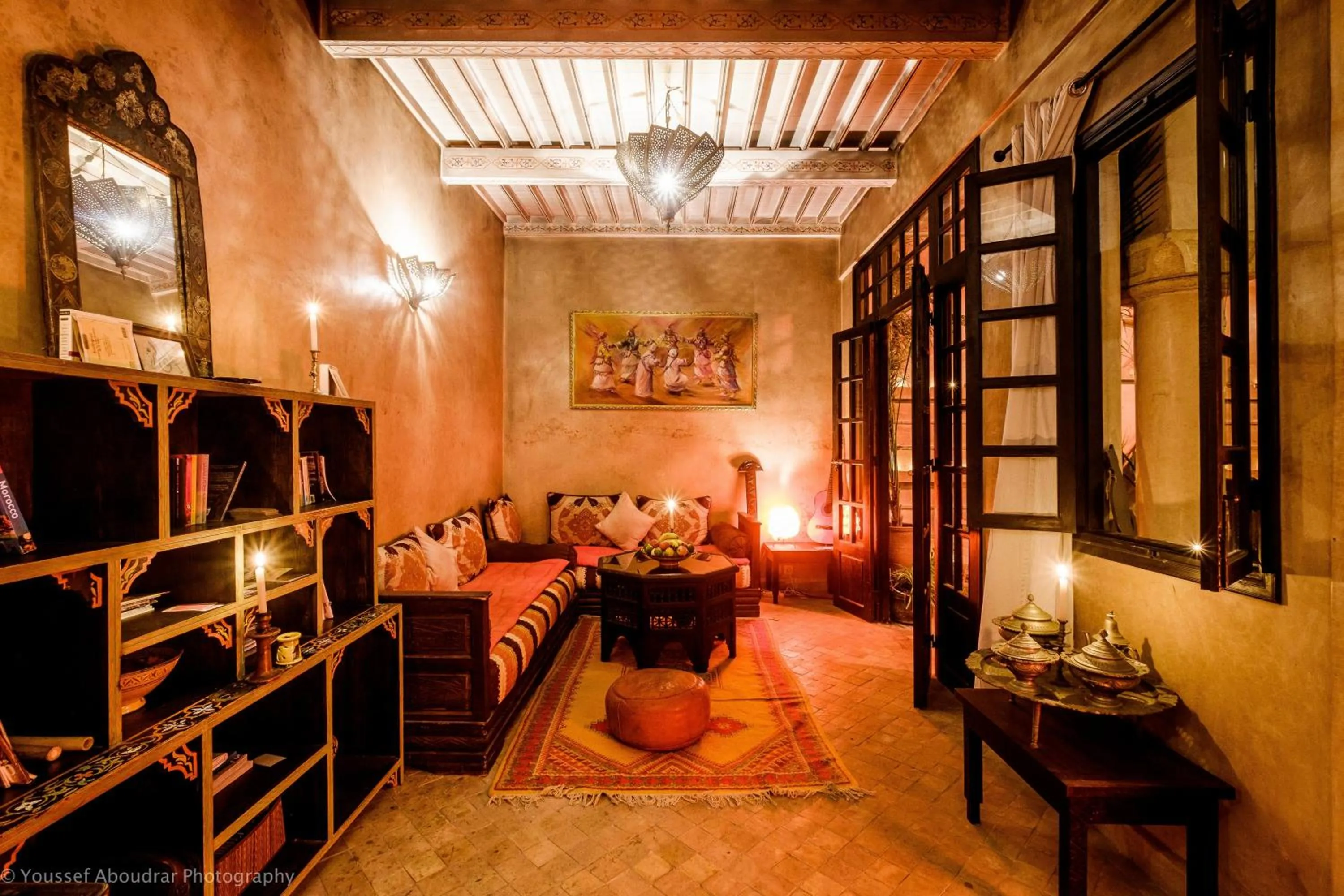 Lounge or bar in RIAD DAR ASSALAMA Terrasse Vue Mer