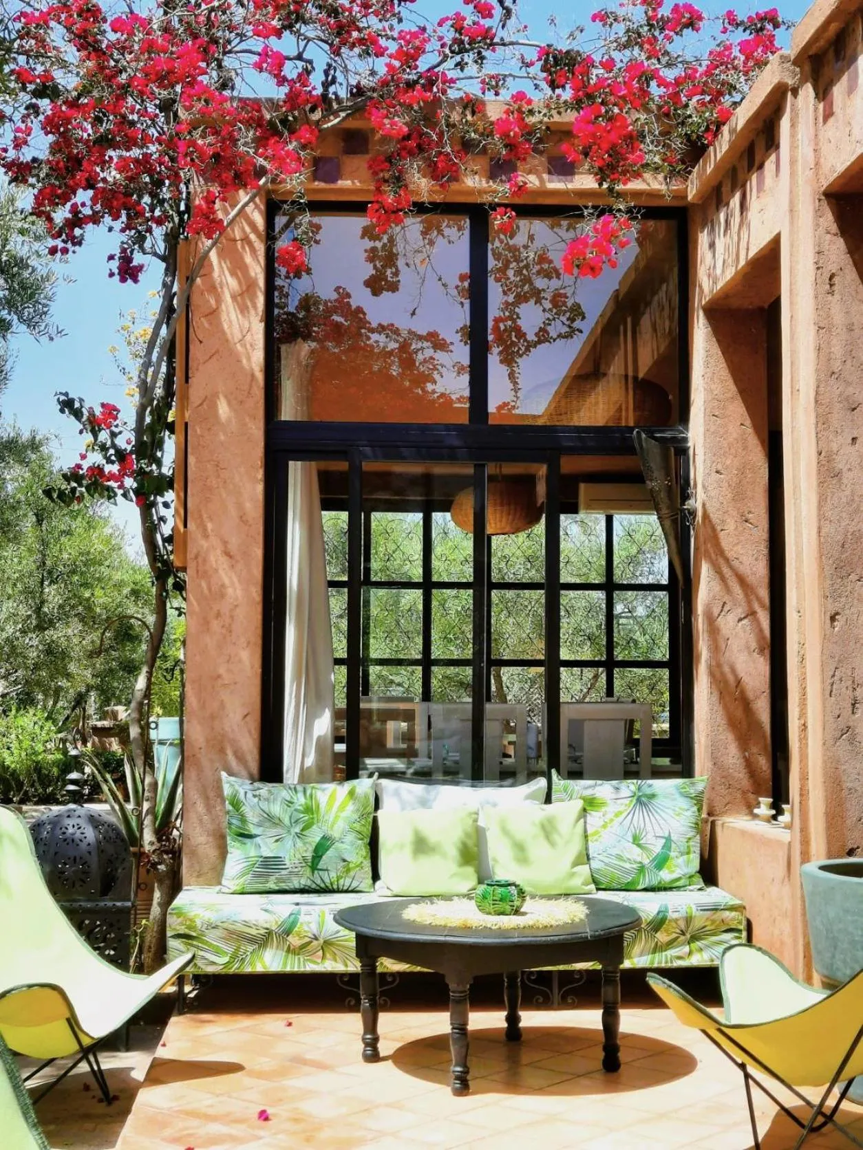 Restaurant/places to eat in Domaine de Tameslohte