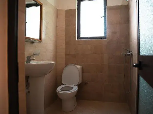 Twin Room with Private Bathroom in OKEJ Hotel Twin Room with Private Bathroom in OKEJ Hotel